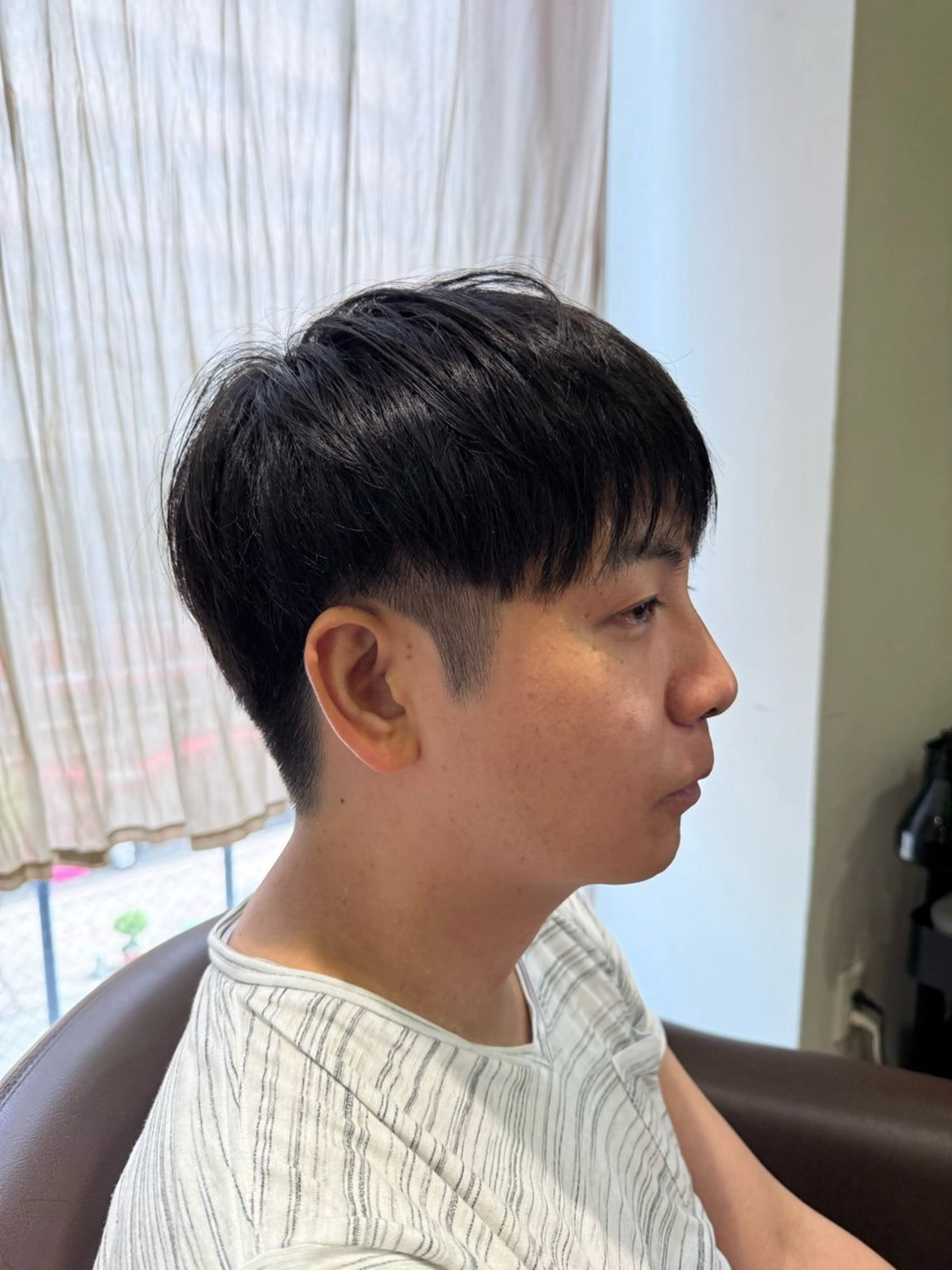 ショート メンズ マッシュ 刈り上げ 溝口 槙里也のヘアスタイル