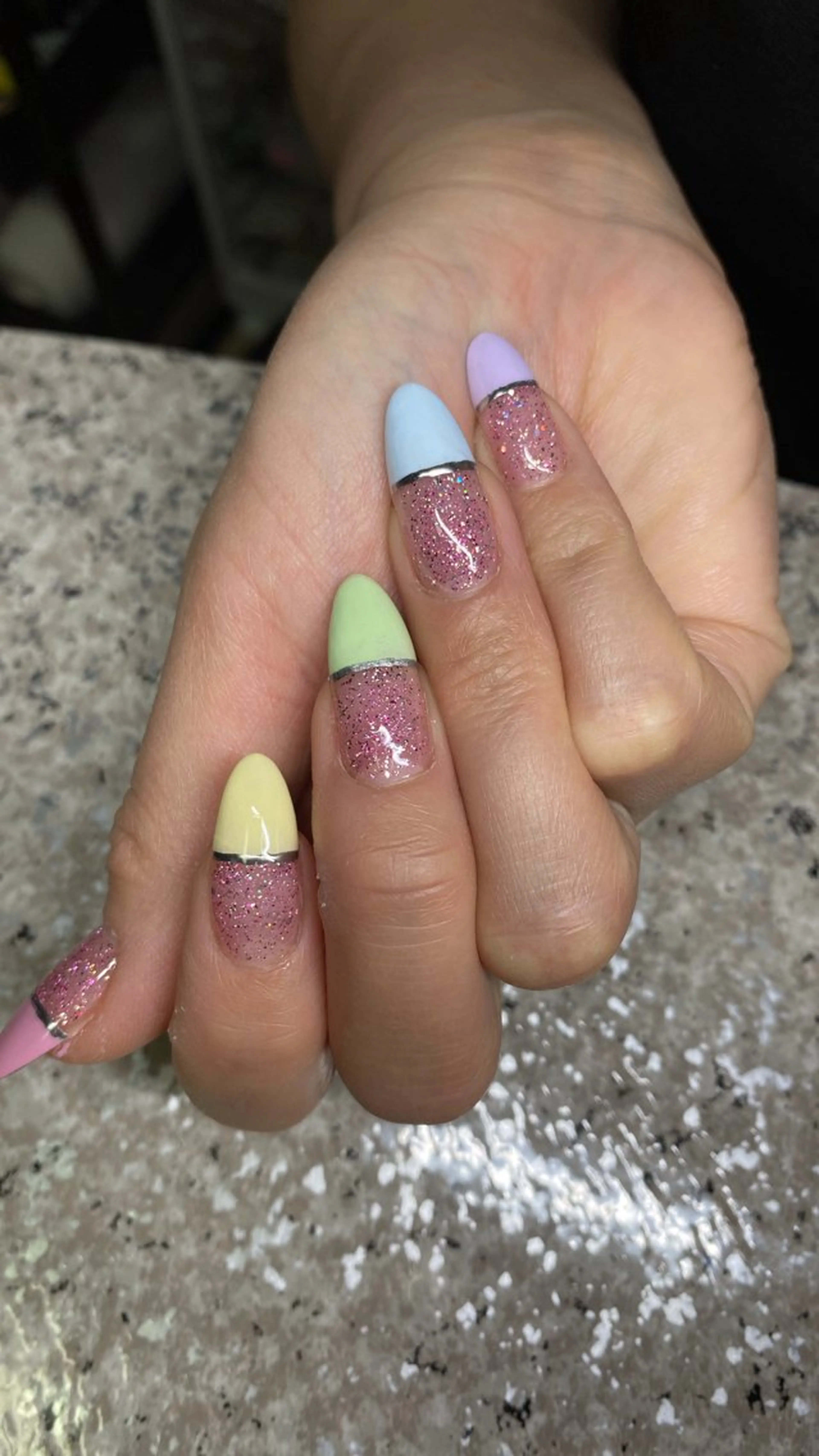 ネイル mau nail ,to skinのネイルデザイン