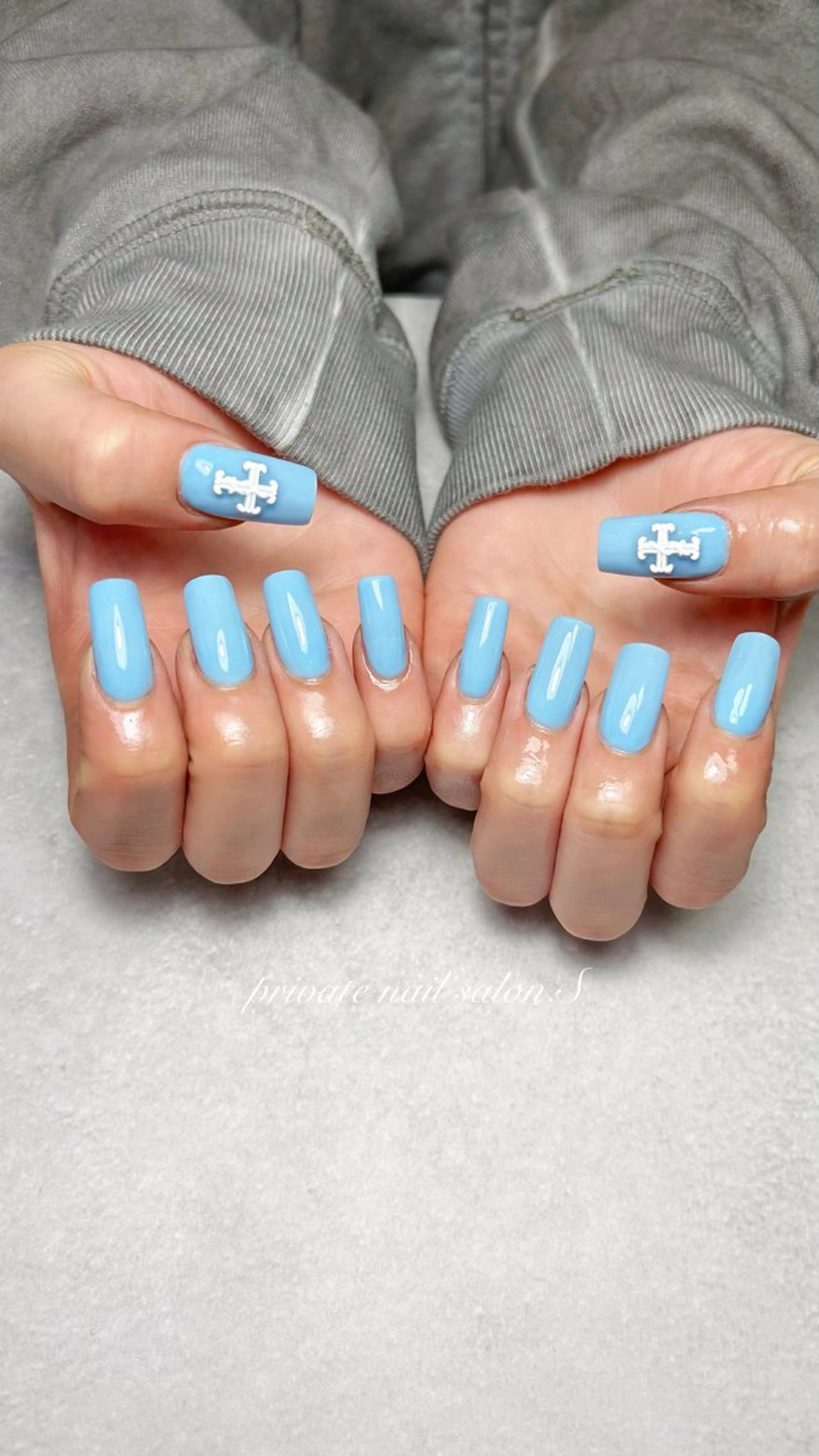 ネイル ジェルネイル 持ち込み ワンカラーネイル スカルプネイル ハンドネイル 関山 志乃のネイルデザイン