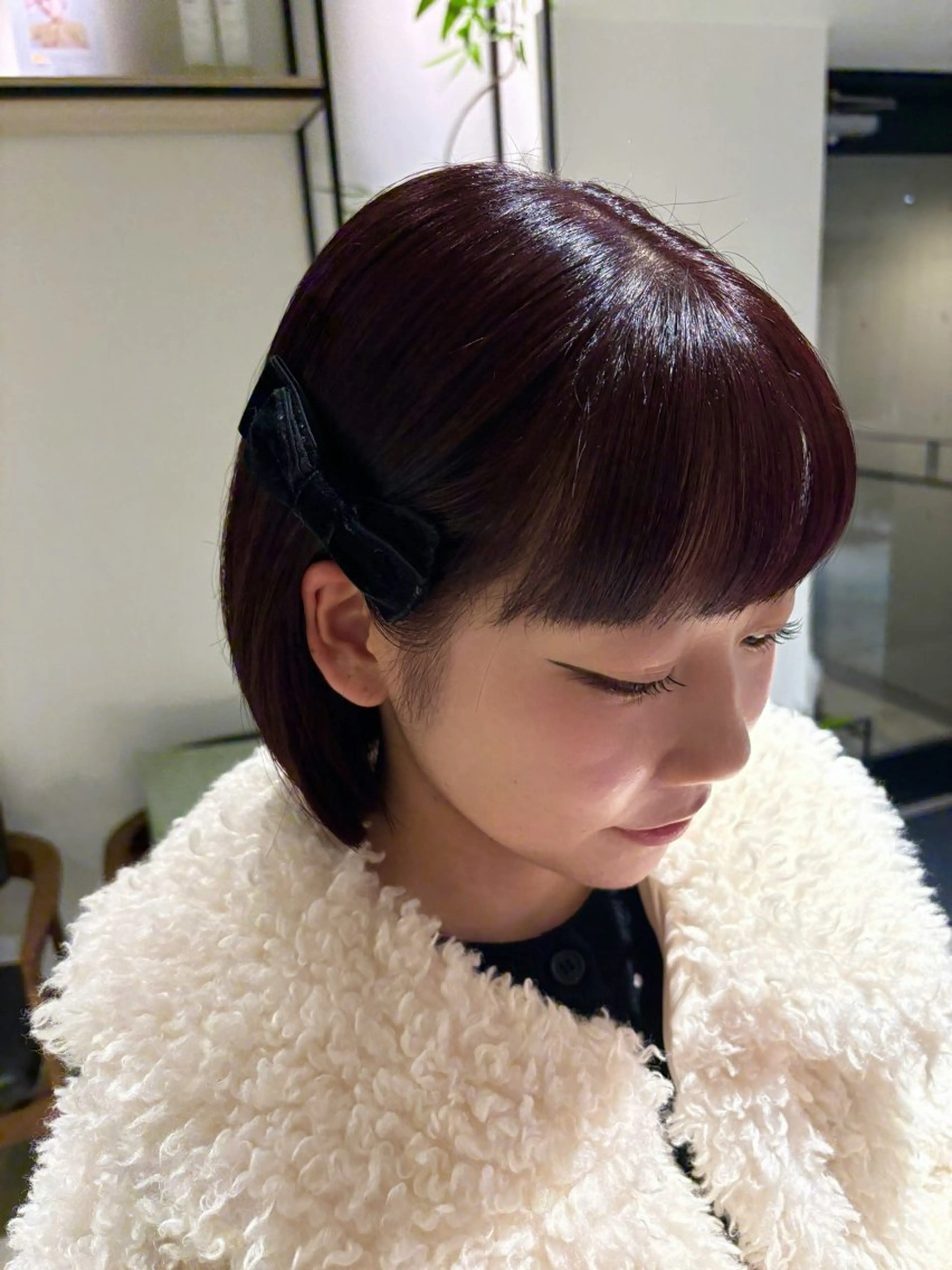 ミディアム パープルカラー ボブ ヘアカラー 似合わせカット 奥村陽花のヘアスタイル