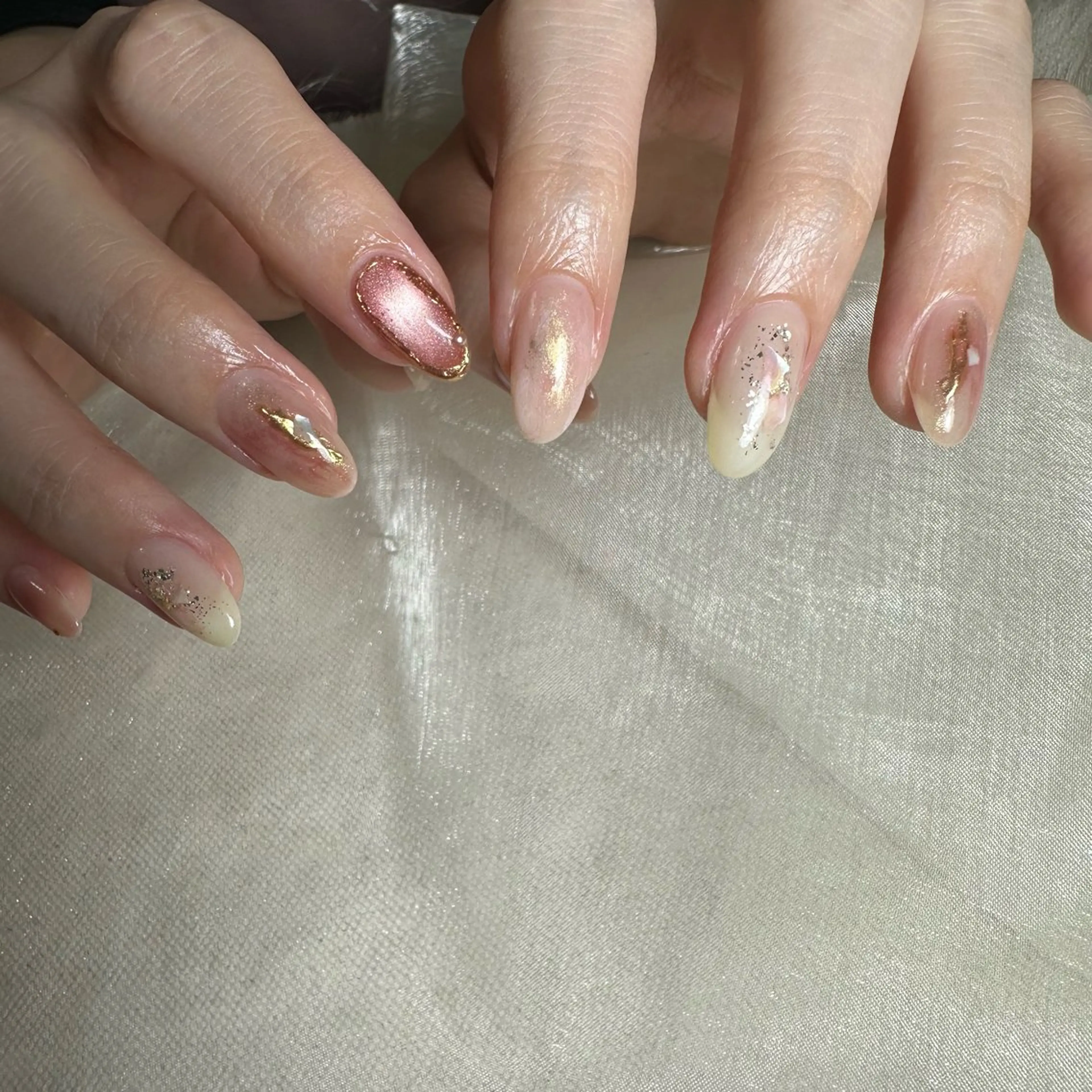 ネイル ハンドネイル repos~ルポ~所属・里見 麗のネイルデザイン