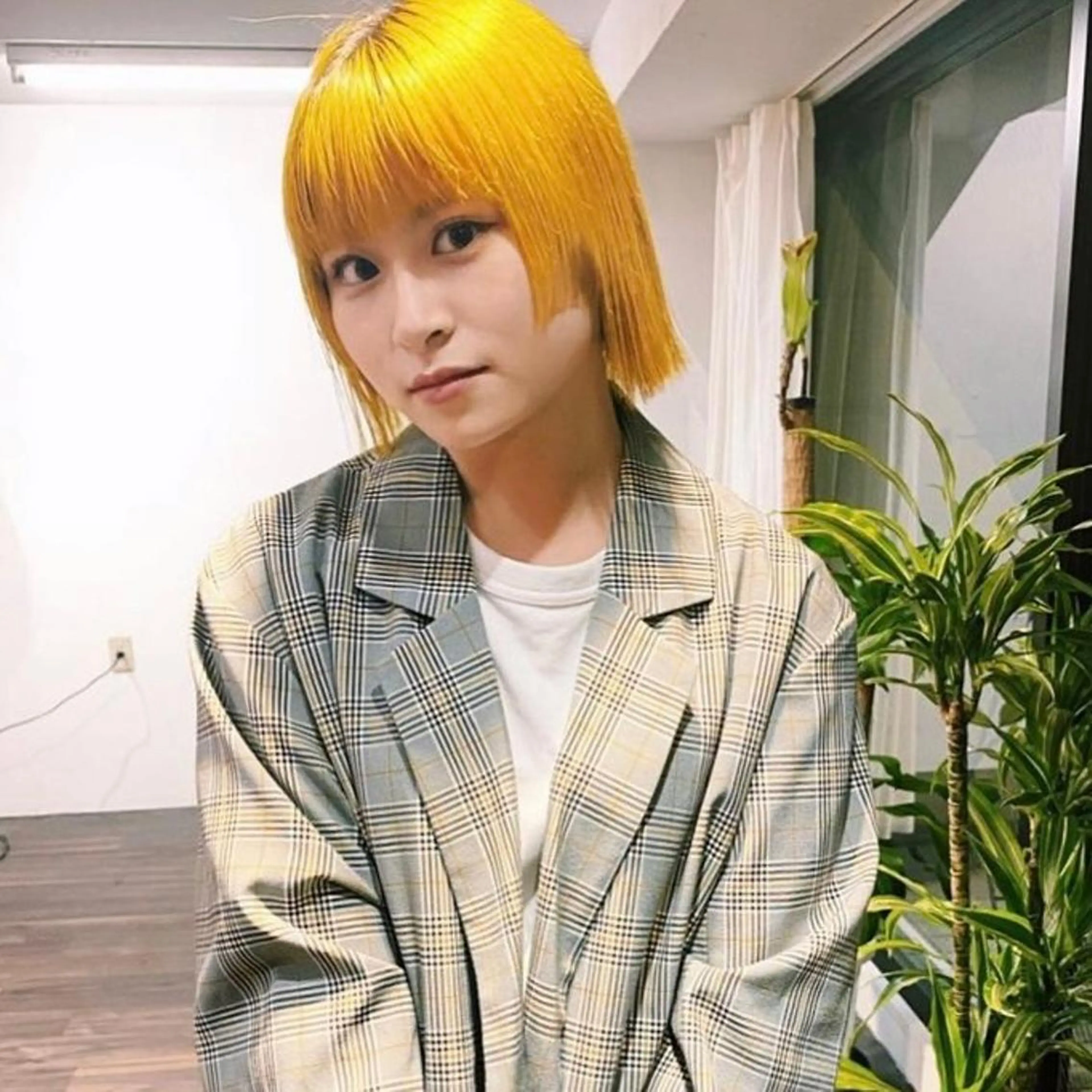 ショート カラー ブリーチ ダブルカラー ハイトーンカラー イルミナカラー インナーカラー 🧡色落ちまで2度綺 麗なカラー🧡ヨシキのヘアスタイル