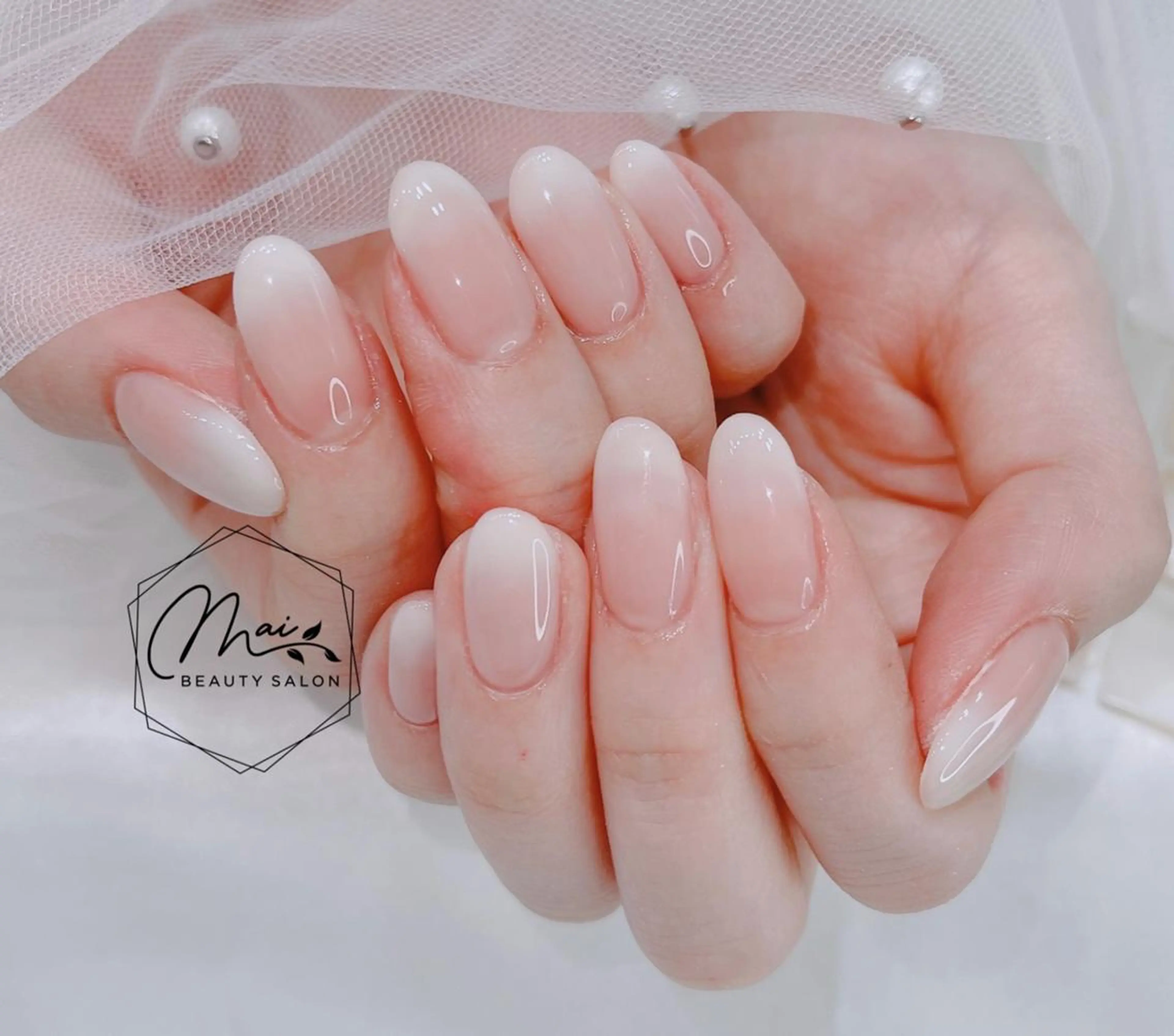 ネイル オーロラネイル 長さ出し フラッシュネイル フレンチネイル ジェルネイル MaiBeauty HaNaのネイルデザイン