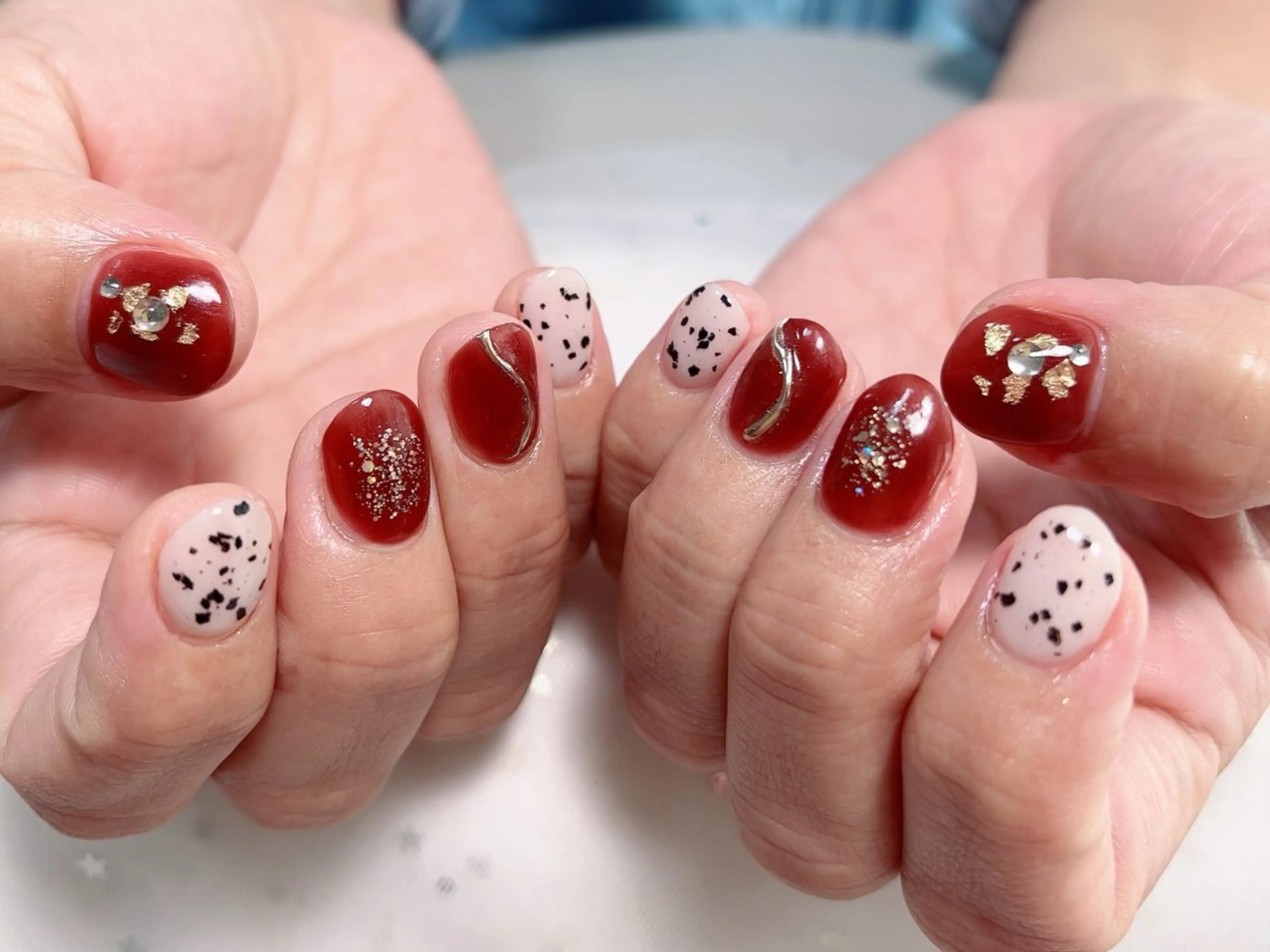 ネイル 西岡 真由美のネイルデザイン