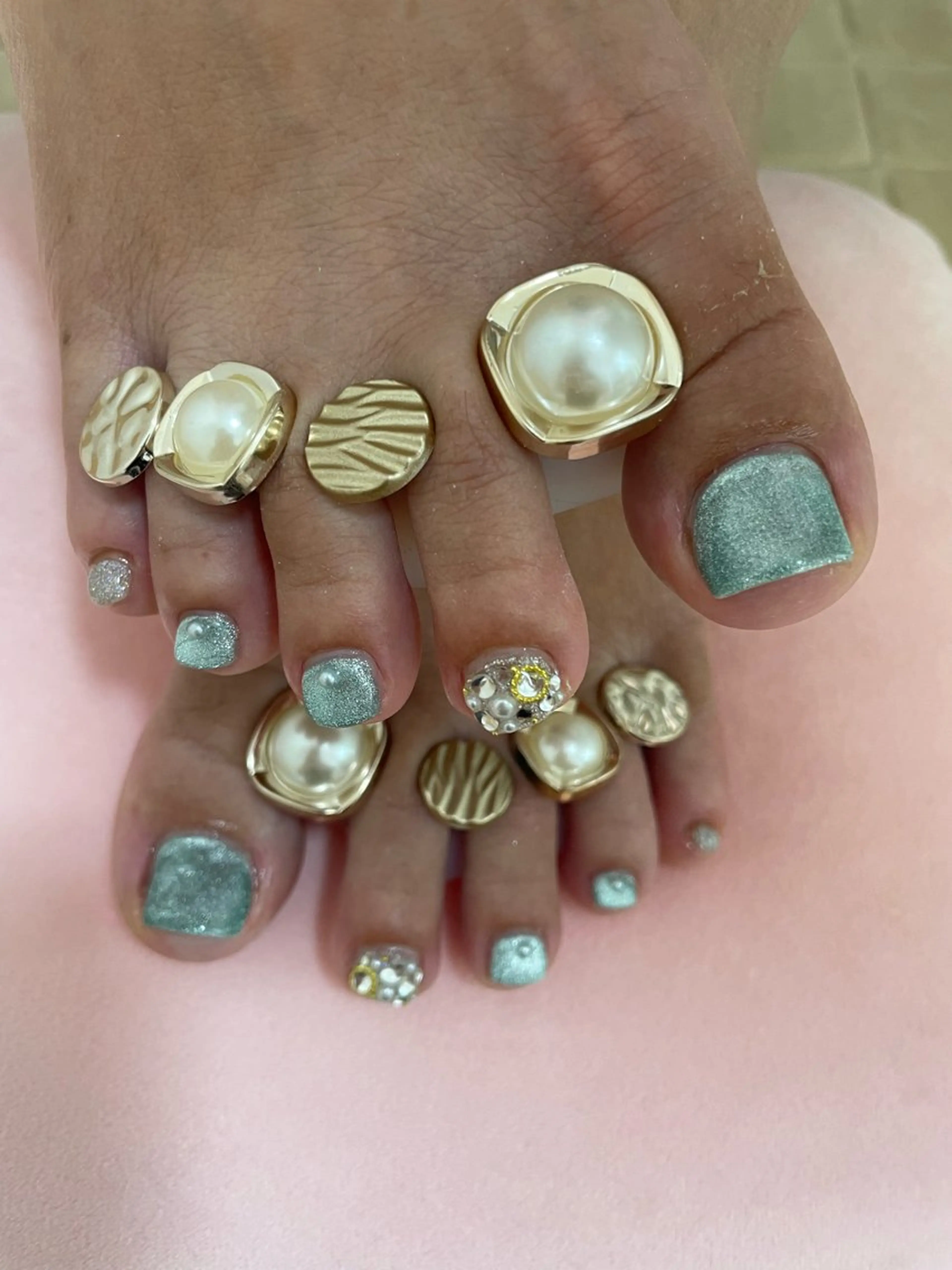 ネイル ハンドネイル フットネイル nailsalon momoのネイルデザイン