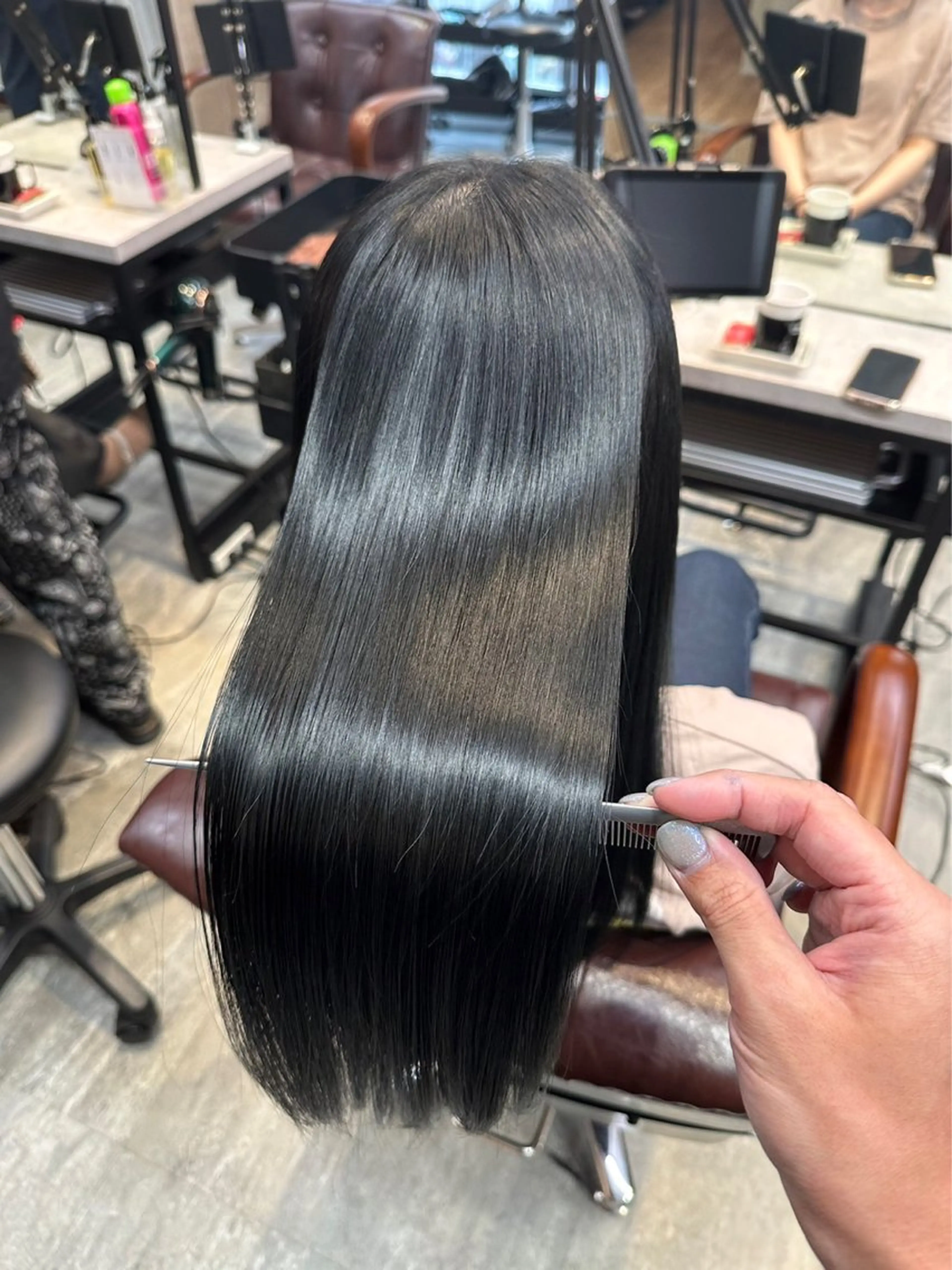 ミディアム ✨白髪解決✨ HIKARIのヘアスタイル