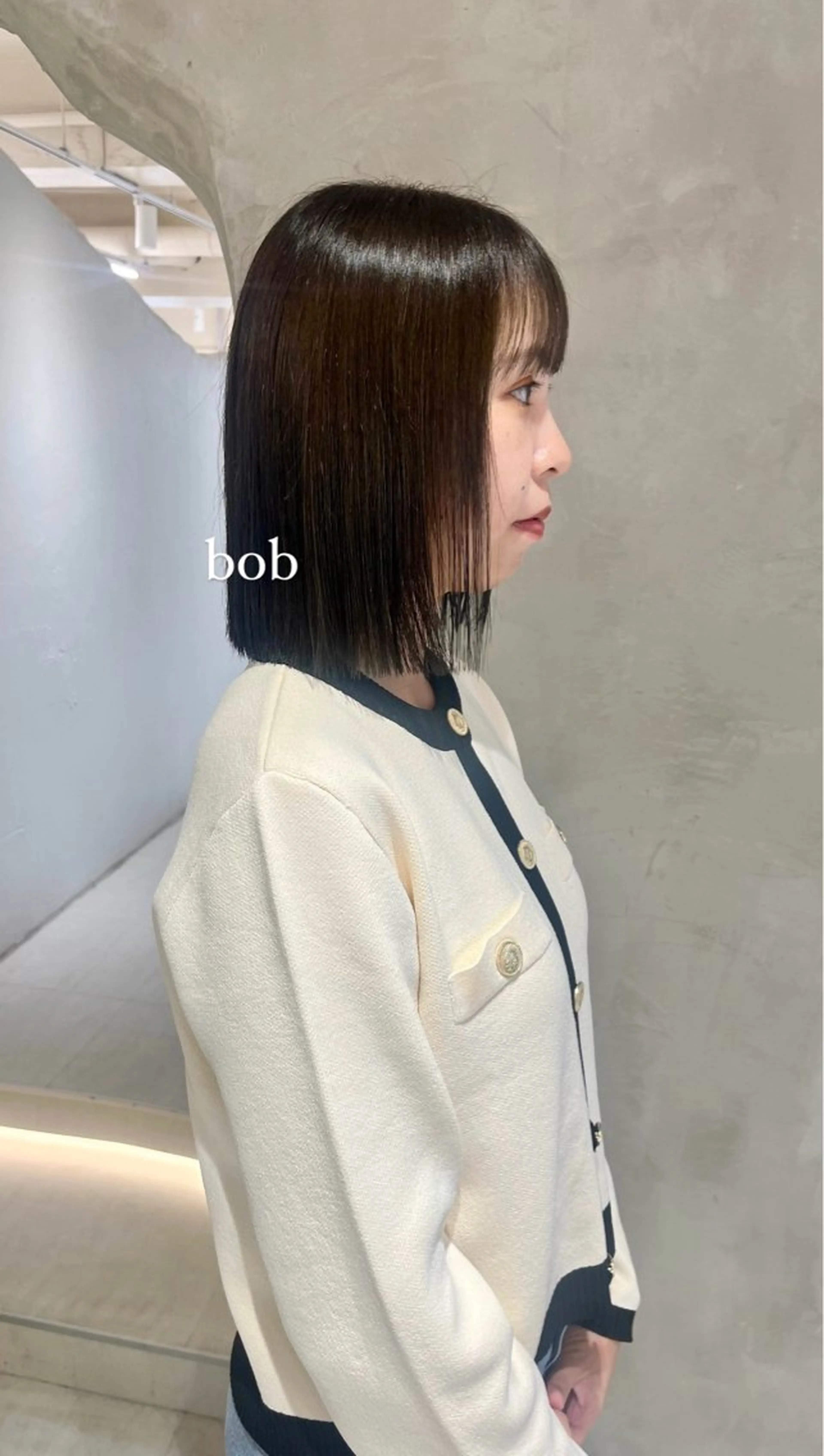 ミディアム カラー カット ヘアカラー トリートメント 切りっぱなしボブ/ 艶カラー/綾莉のヘアスタイル