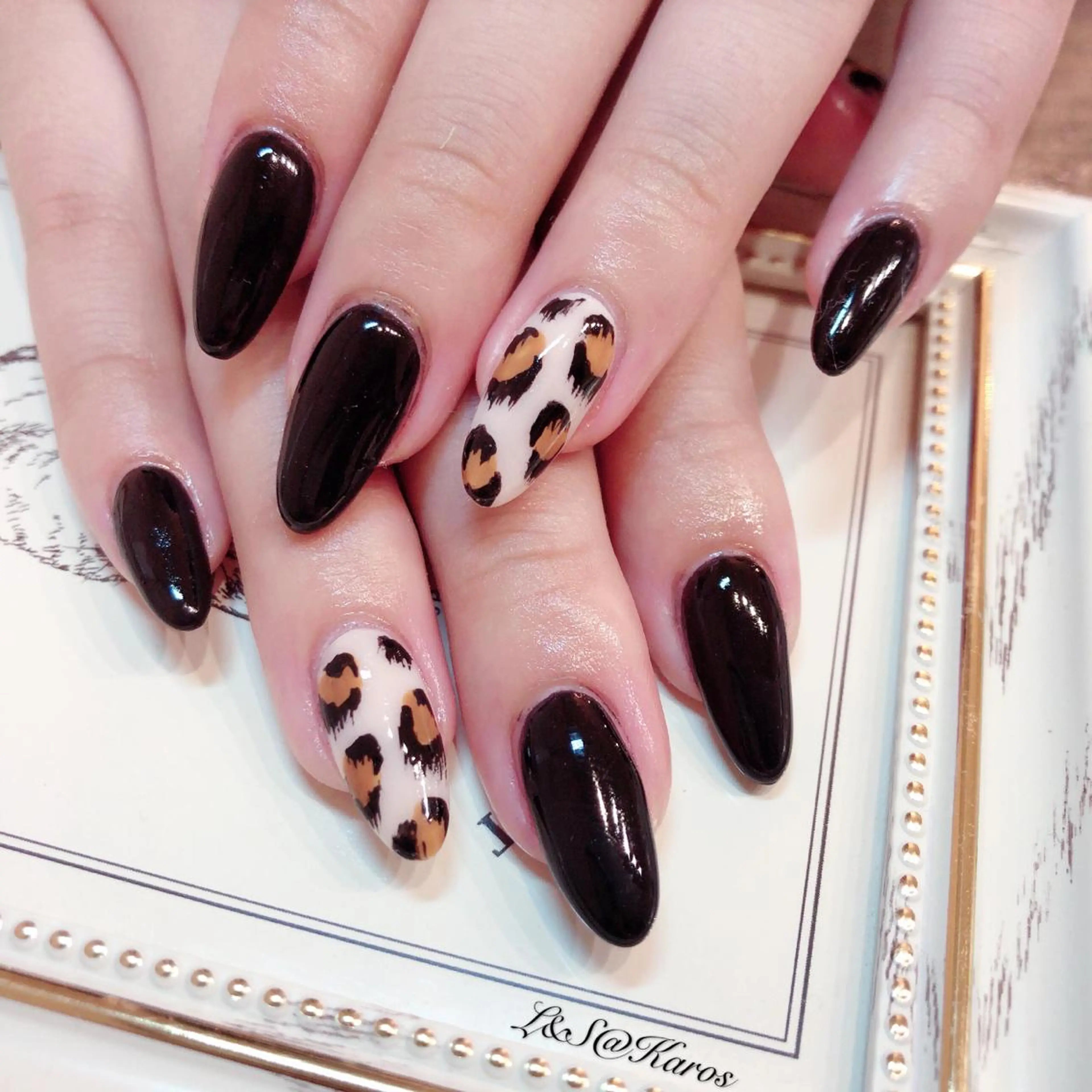 ネイル ハンドネイル L&S@ Karosのネイルデザイン