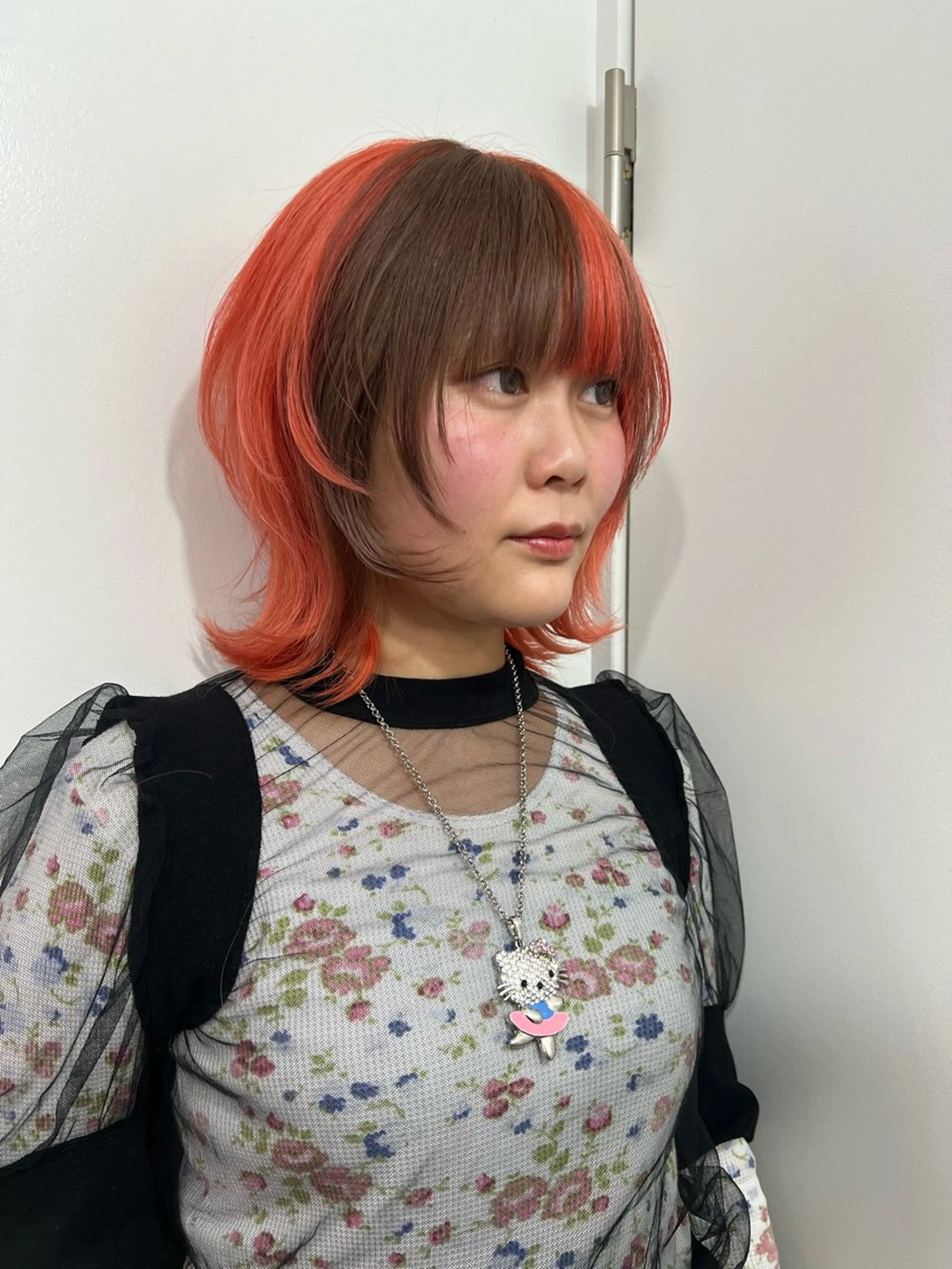 ミディアム ヘアカラー トリートメント 💥ウルフカット デザインあんな💥のヘアスタイル