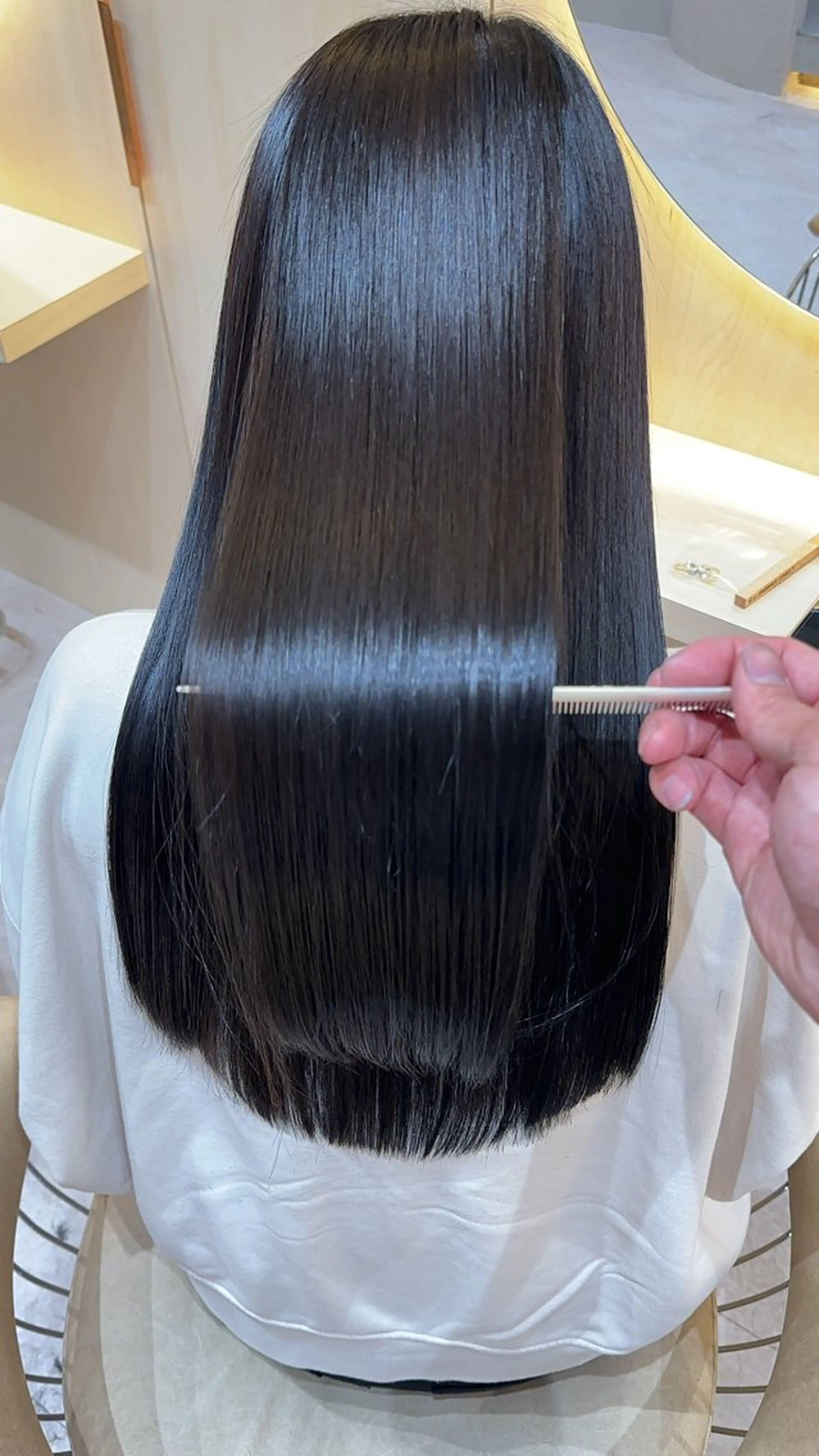 セミロング カラー カット ヘアカラー 縮毛矯正 レイヤー❣️縮毛矯 川村利幸のヘアスタイル