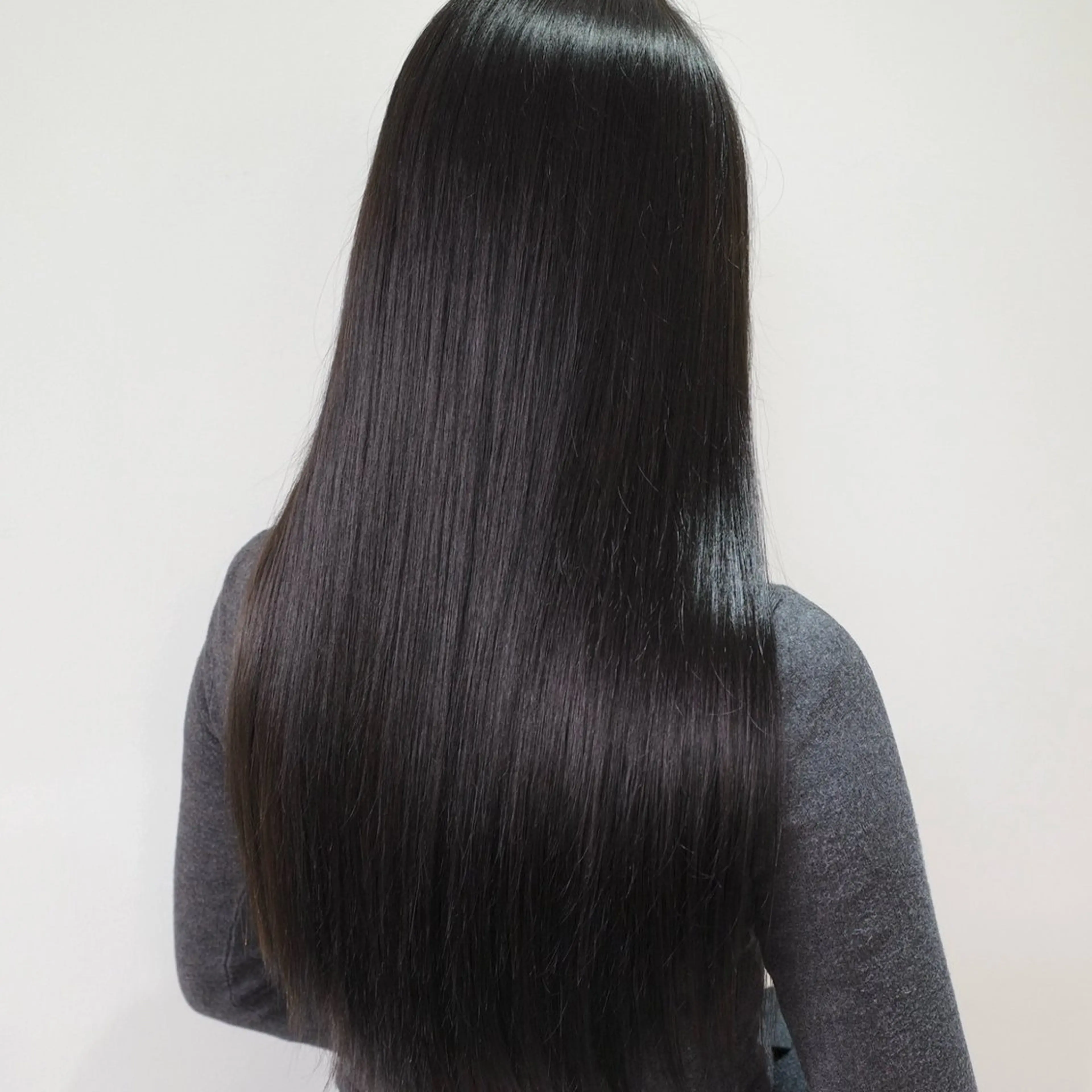 ロング カラー 透明感カラー グレージュ 顔まわりレイヤー 顔周りカット ハッシュカット カット ヘアカラー トリートメント nonoka オリーブ/レイヤーのヘアスタイル