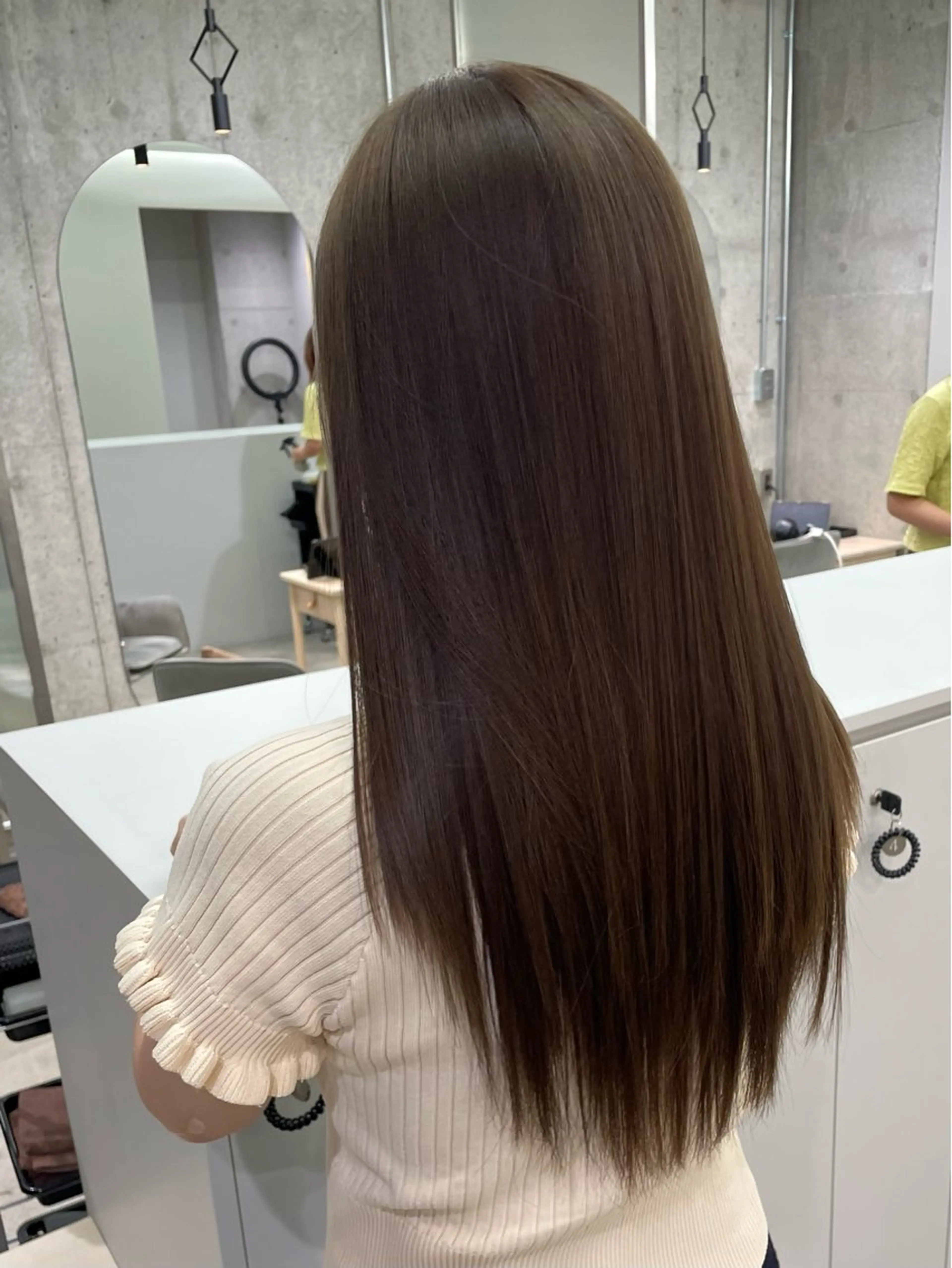 ロング ボブ 顔まわりレイヤー 顔周りカット ハイライト 髪質改善 藤本 夢のヘアスタイル