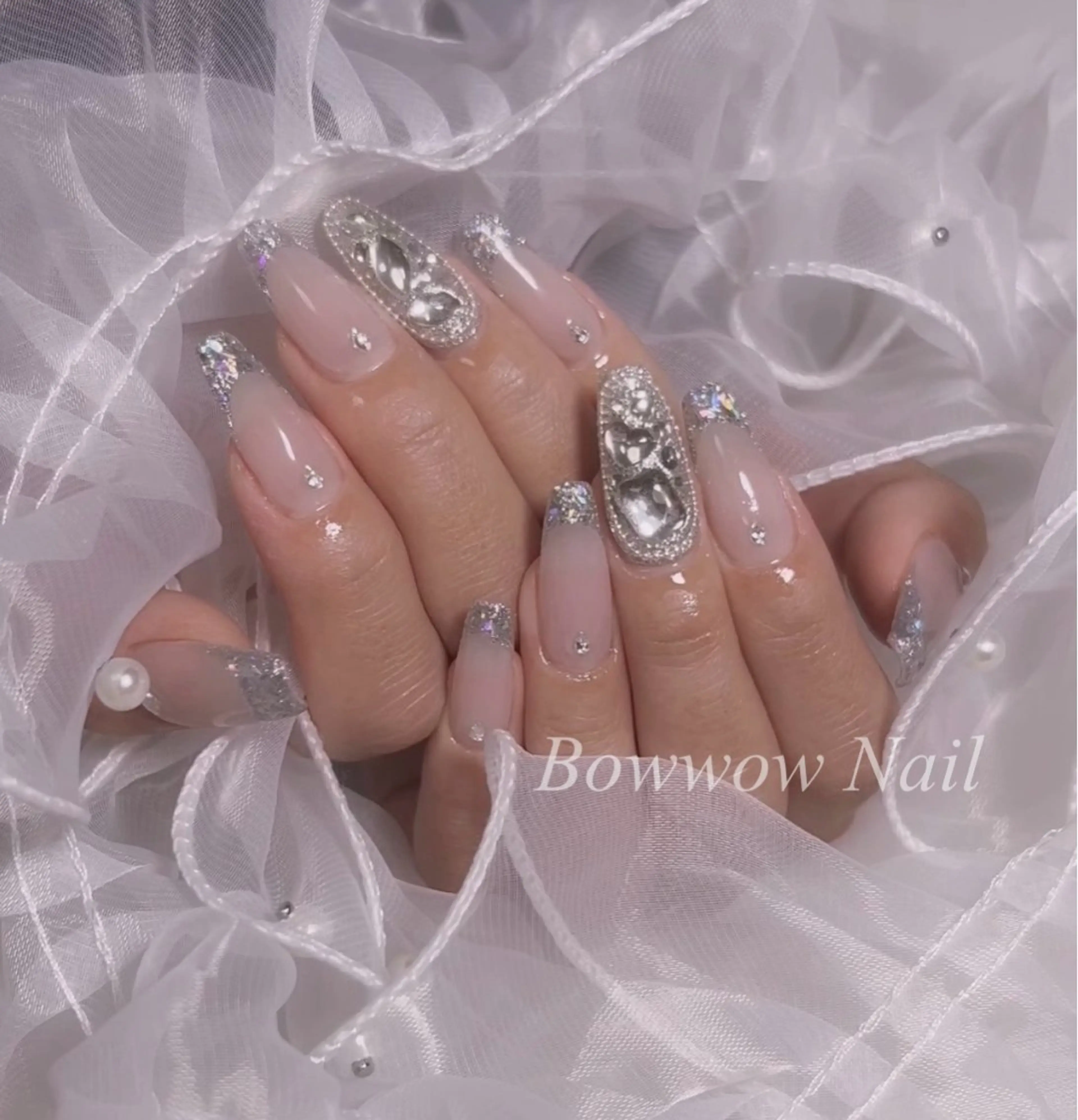 ネイル キラキラネイル 冬ネイル Bow wow Nail さや🧸のネイルデザイン