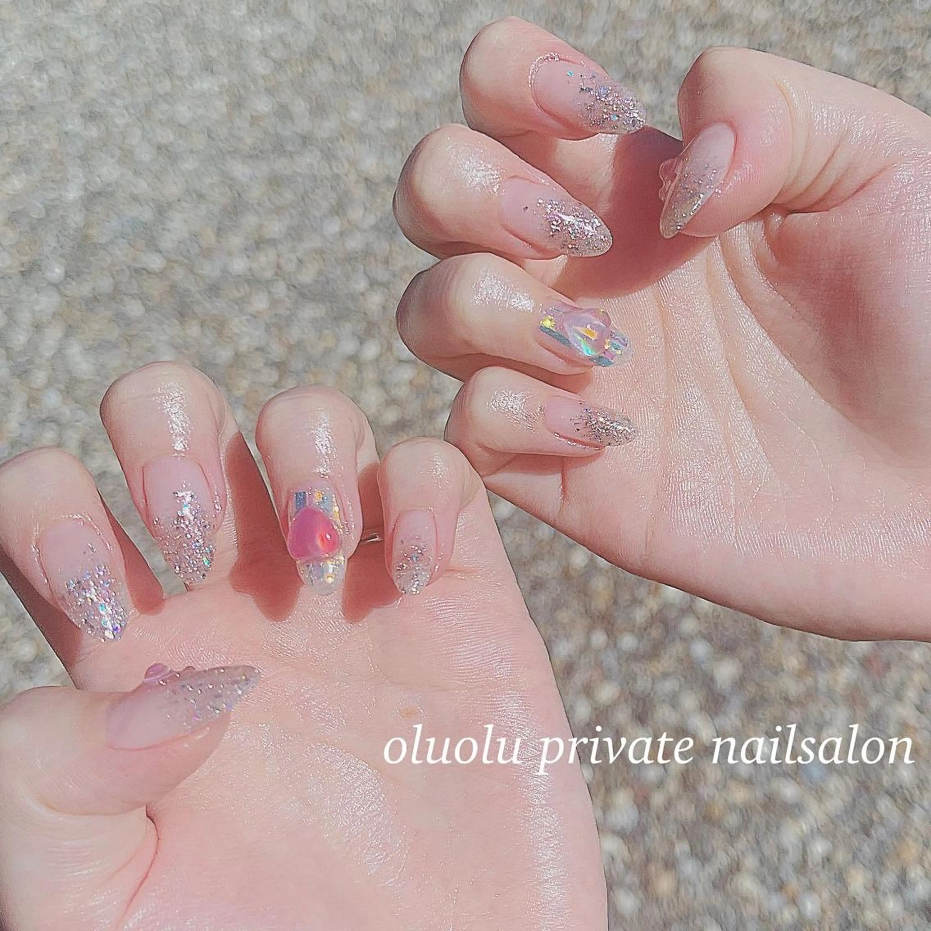 ネイル アートネイル オーロラネイル フットネイル ジェルネイル ハート ハンドネイル 大村 紬華のネイルデザイン