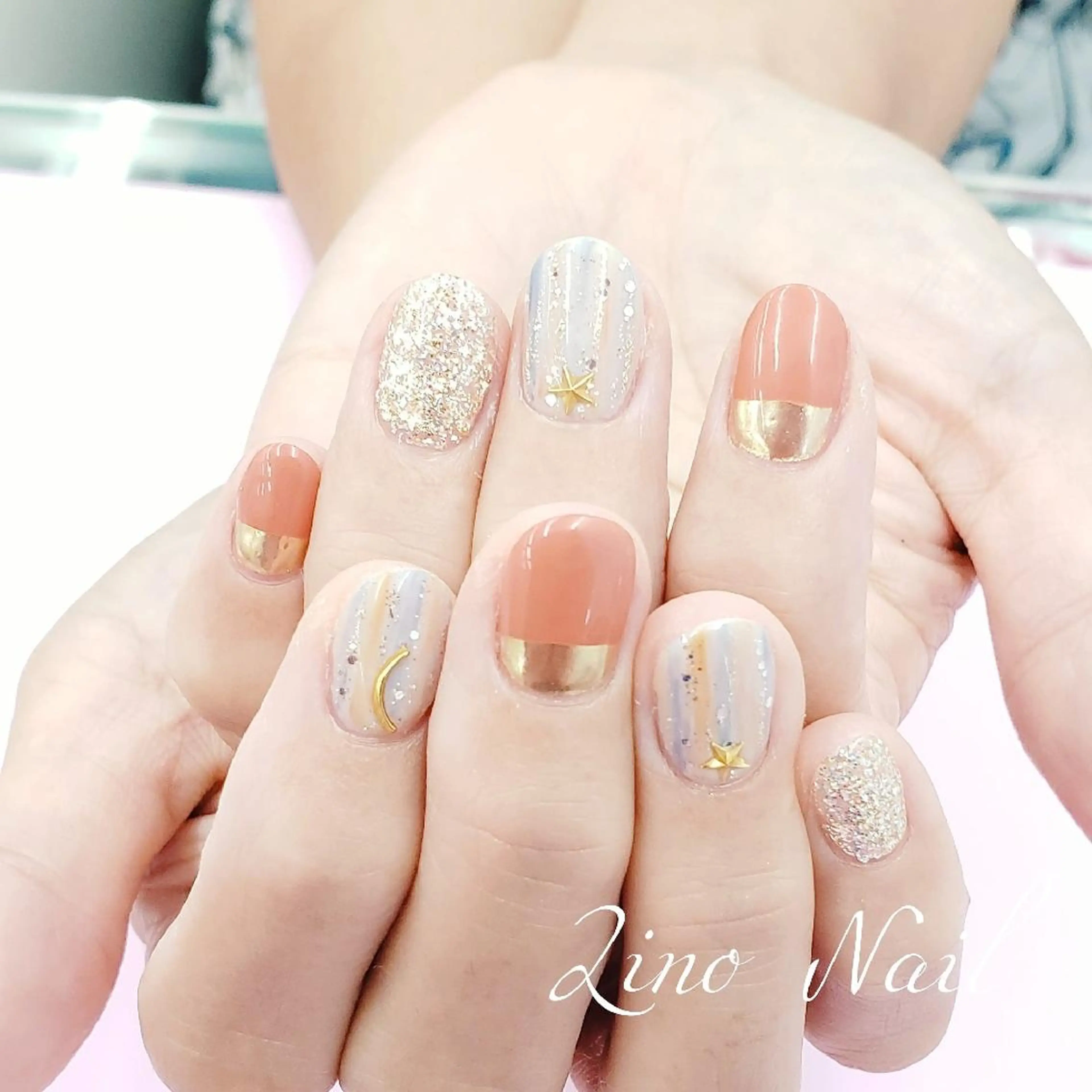 ネイル ジェルネイル ミラーネイル ニュアンスネイル パラジェル 夏ネイル Lino Nailのネイルデザイン