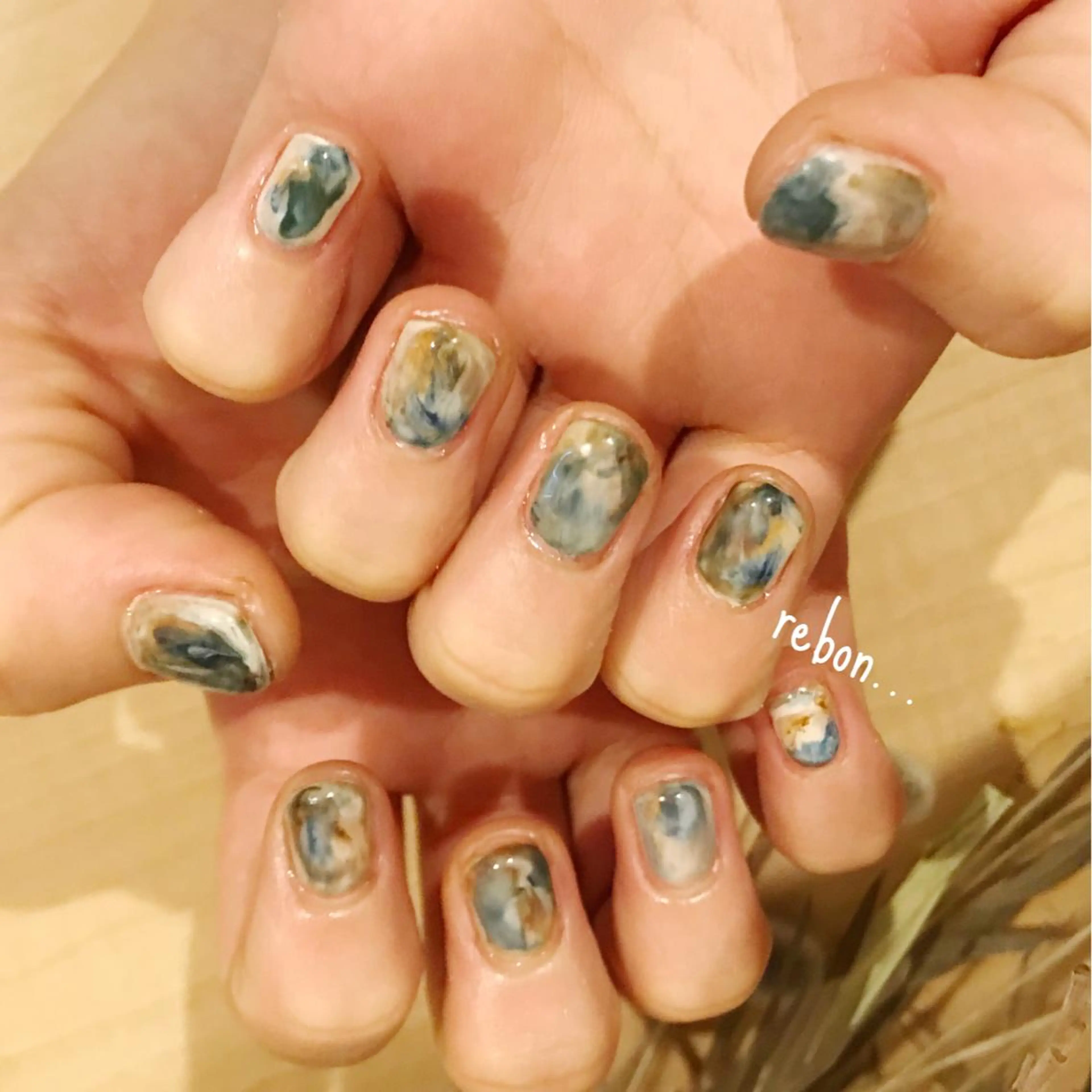 ネイル ハンドネイル フットネイル rebon＊ natsukiのネイルデザイン