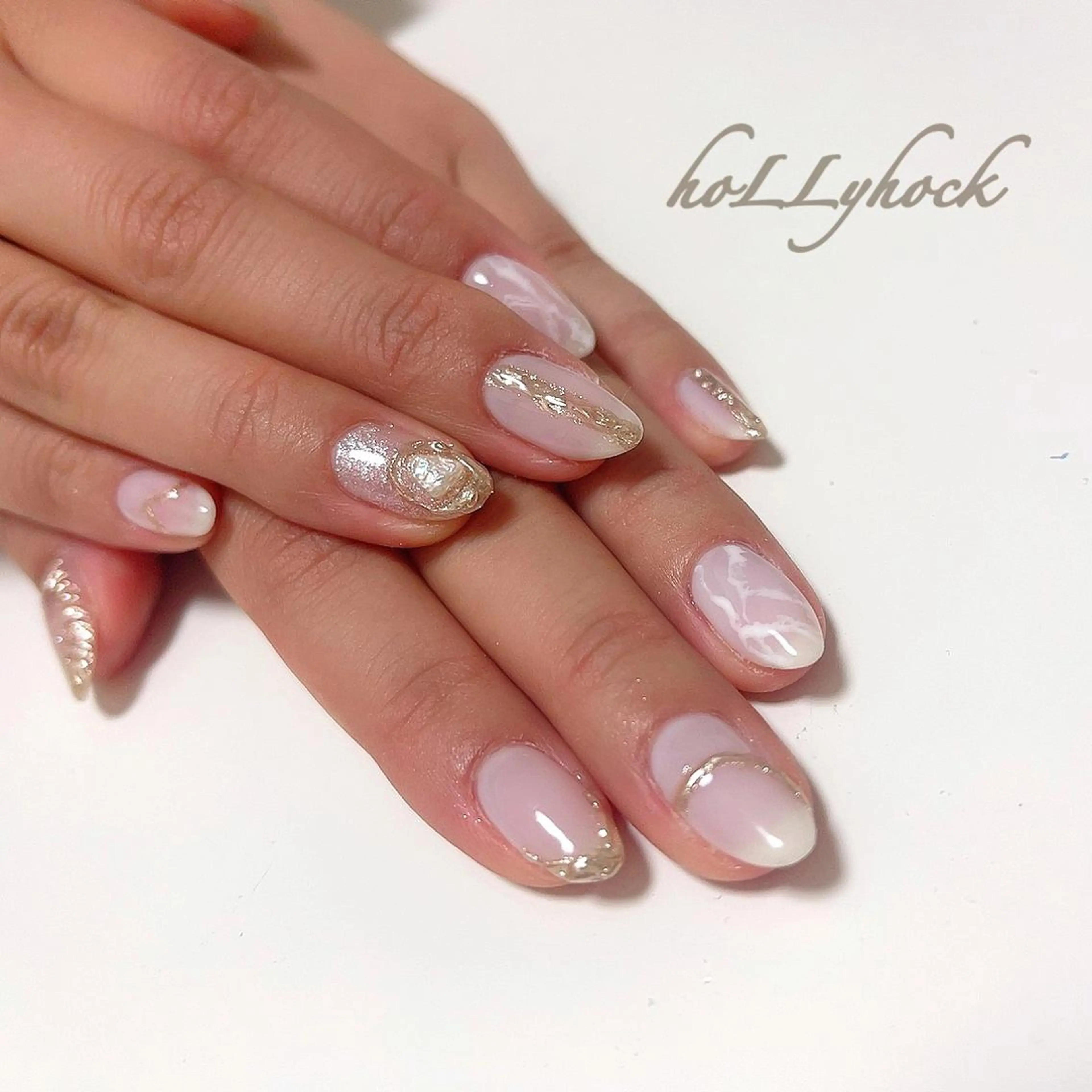 ネイル nail salon hoLLyhockのネイルデザイン