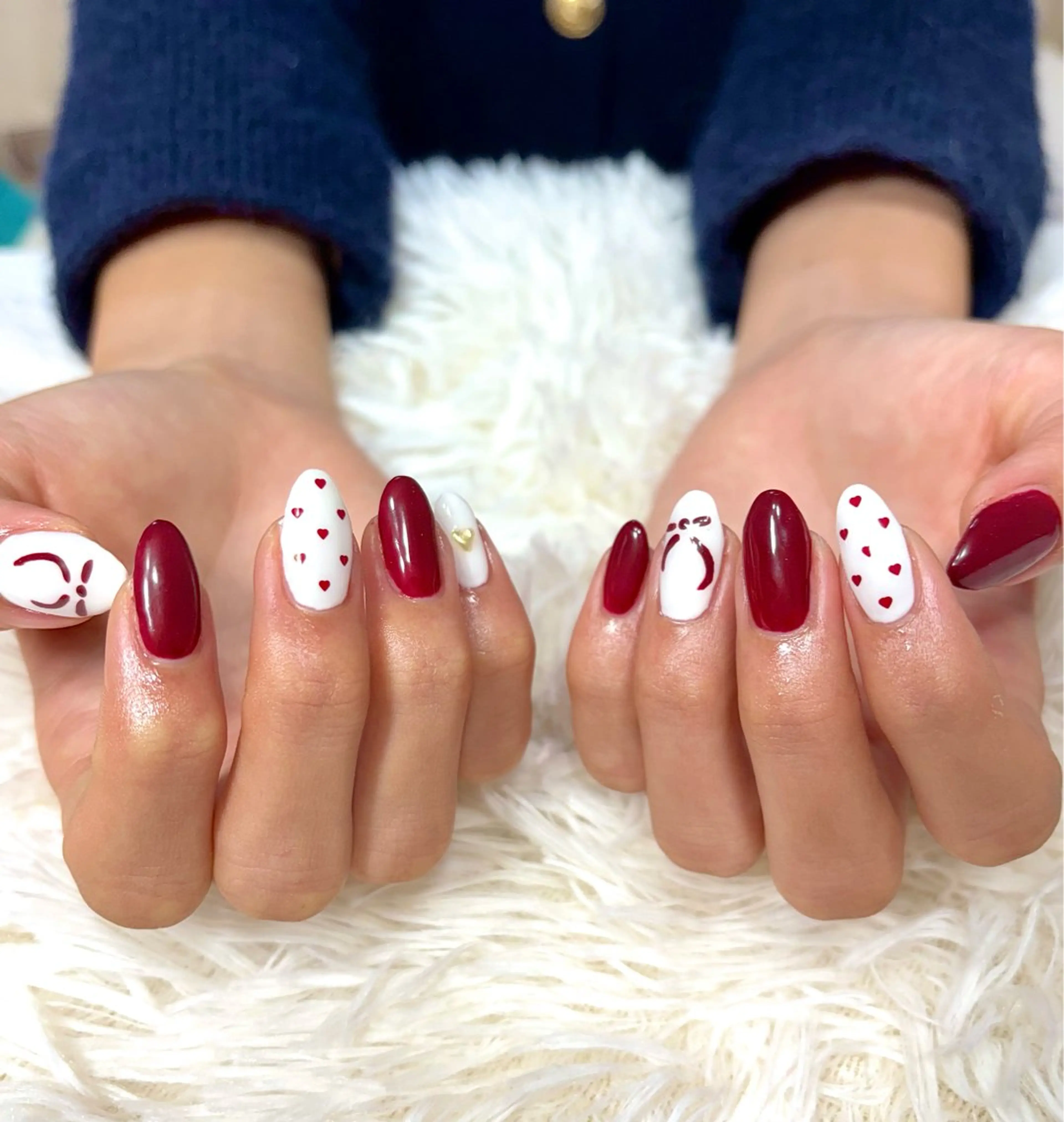 ネイル ボルドー ハート リボン 冬ネイル ハンドネイル LUANA n'sのネイルデザイン