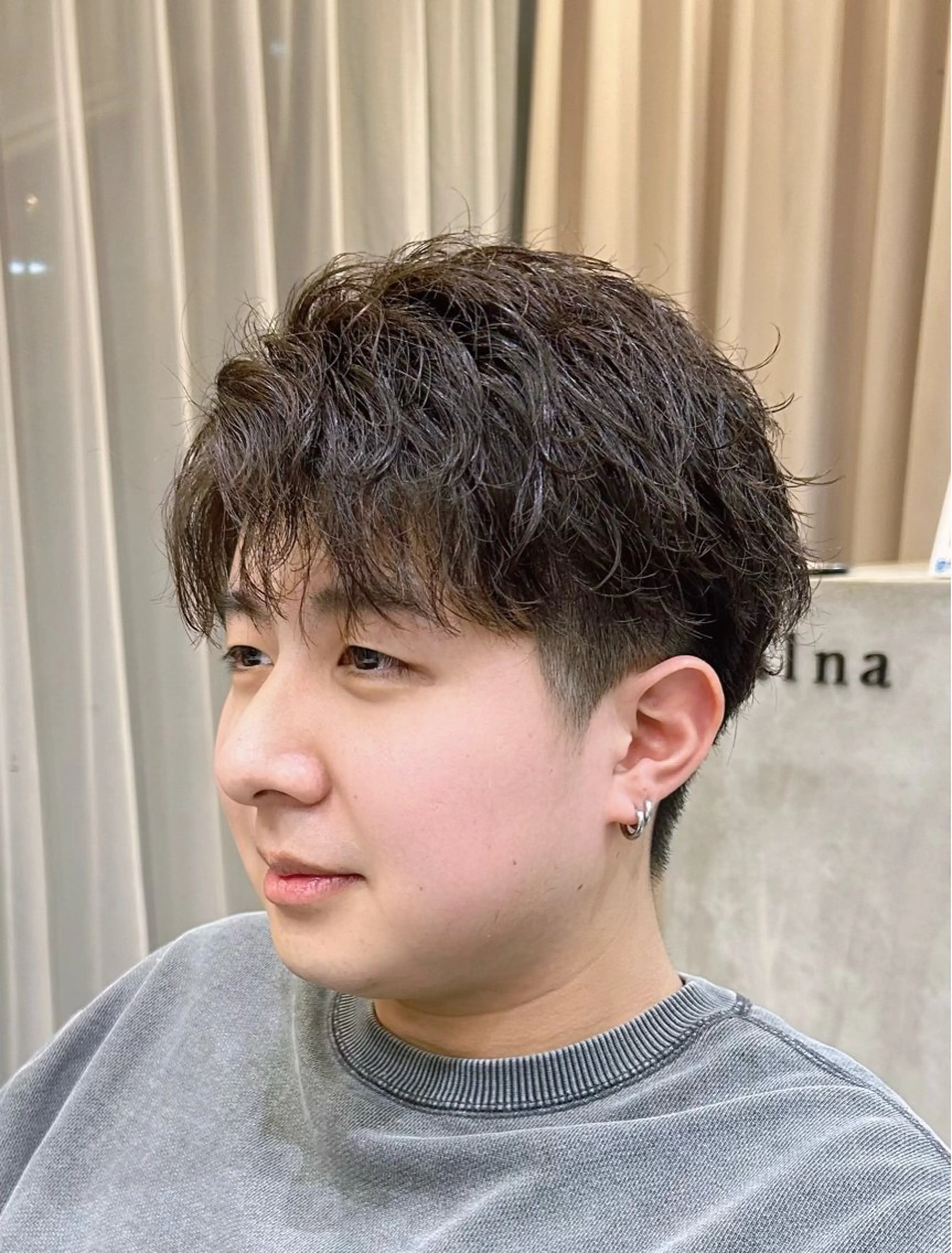 ショート カラー パーマ メンズ calna by ELMO  上ノ井のヘアスタイル