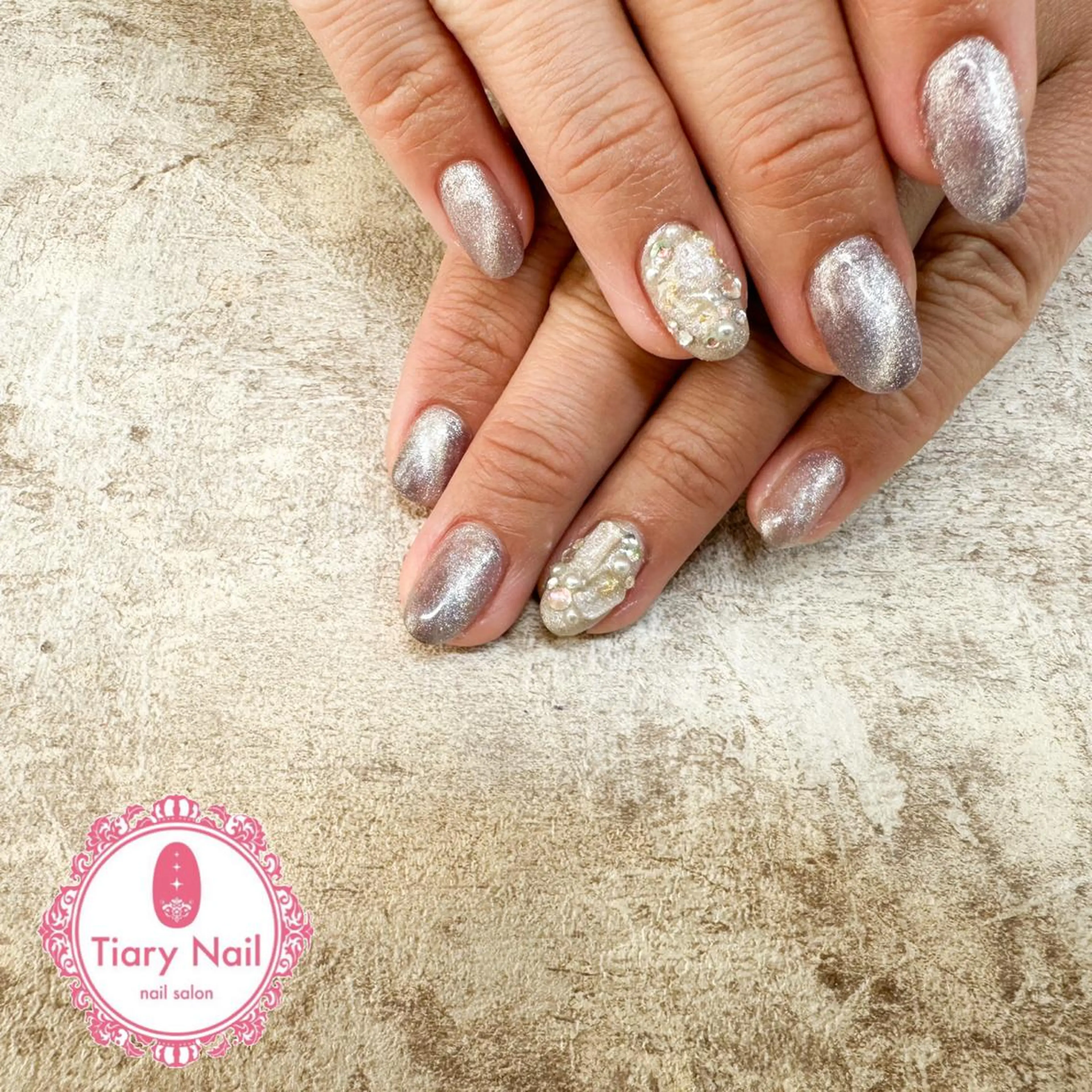 ネイル tiarynail K K🐼のネイルデザイン