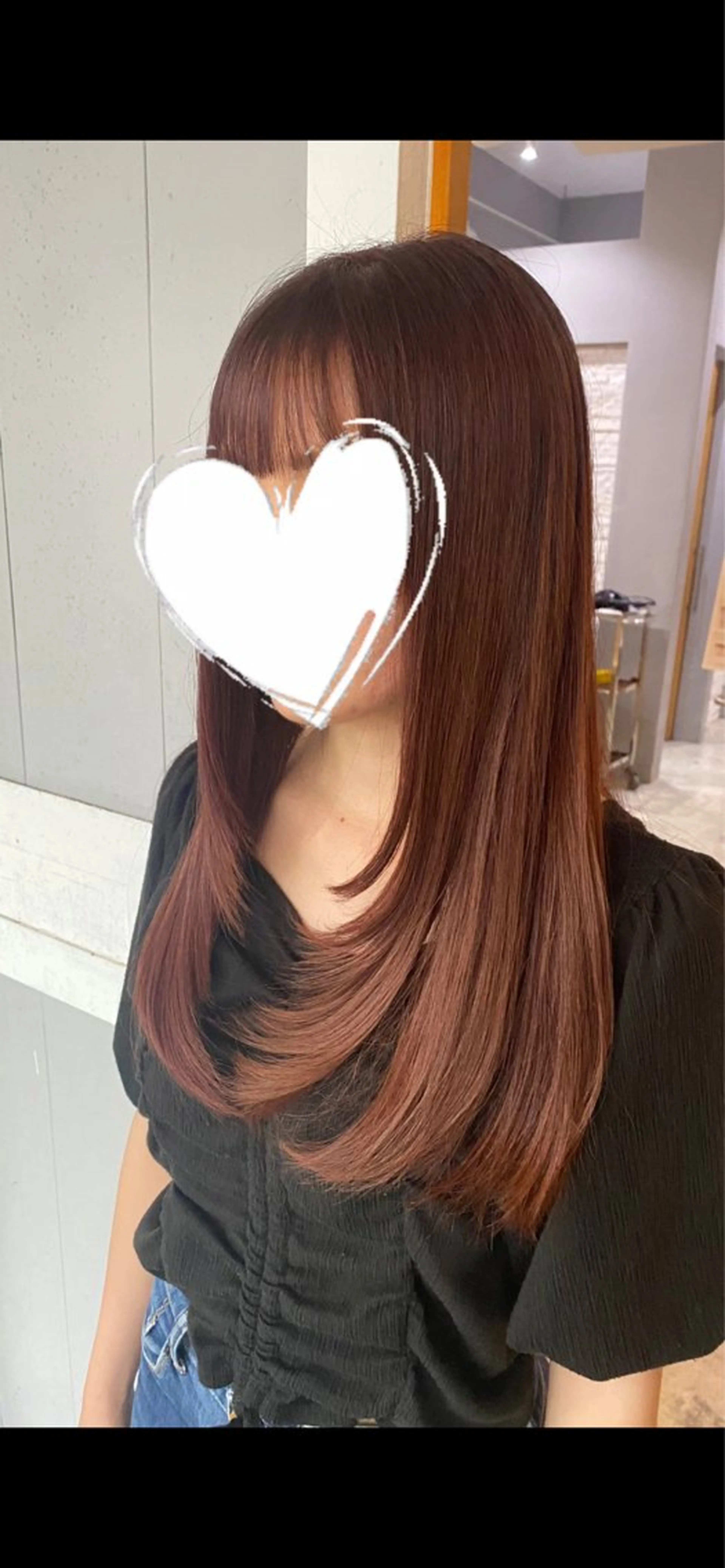 セミロング 顔まわりレイヤー 顔周りカット レイヤーカット miloc minamiのヘアスタイル