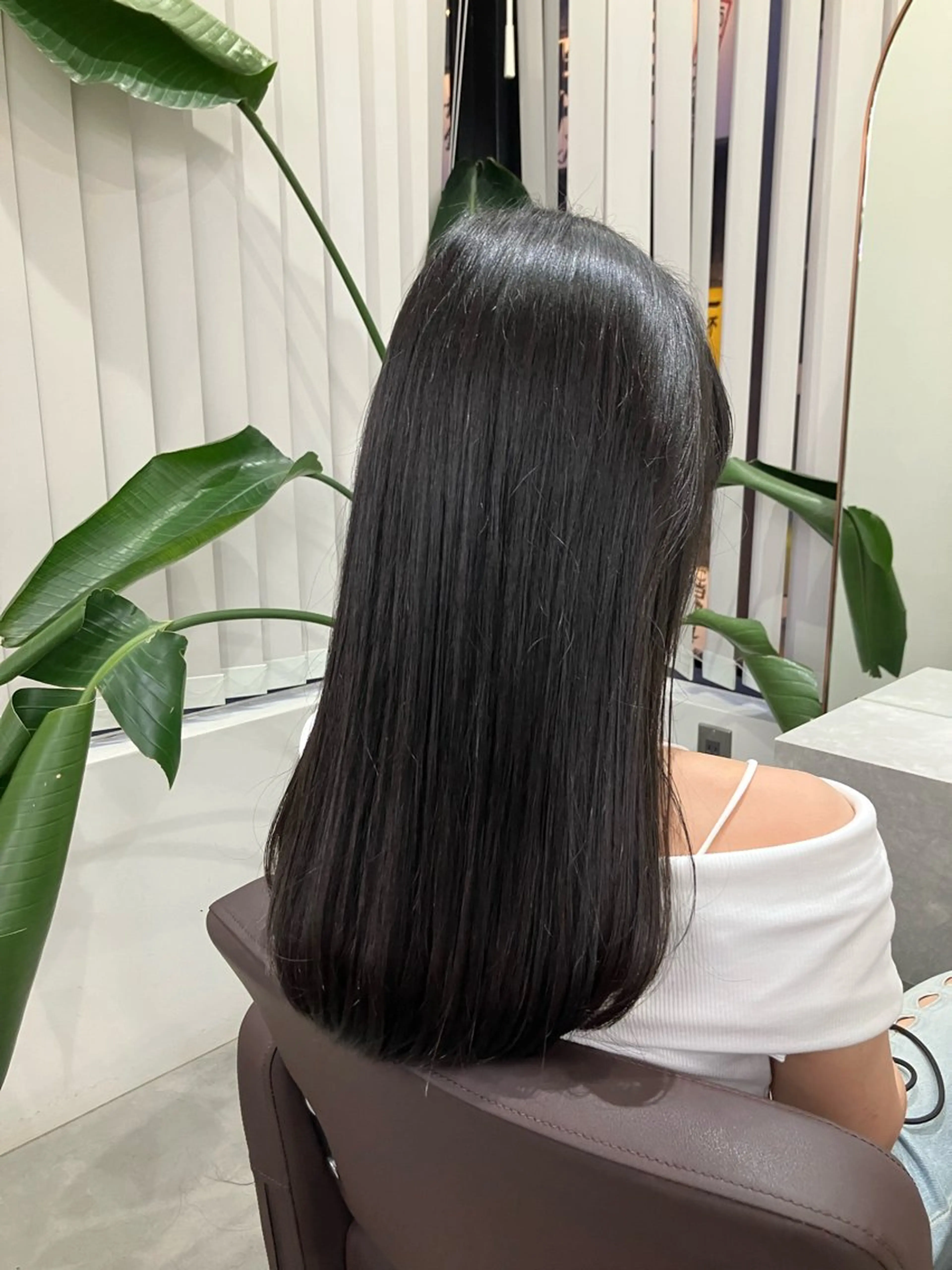 ロング カラー ヘアカラー トリートメント 沼尻 心のヘアスタイル