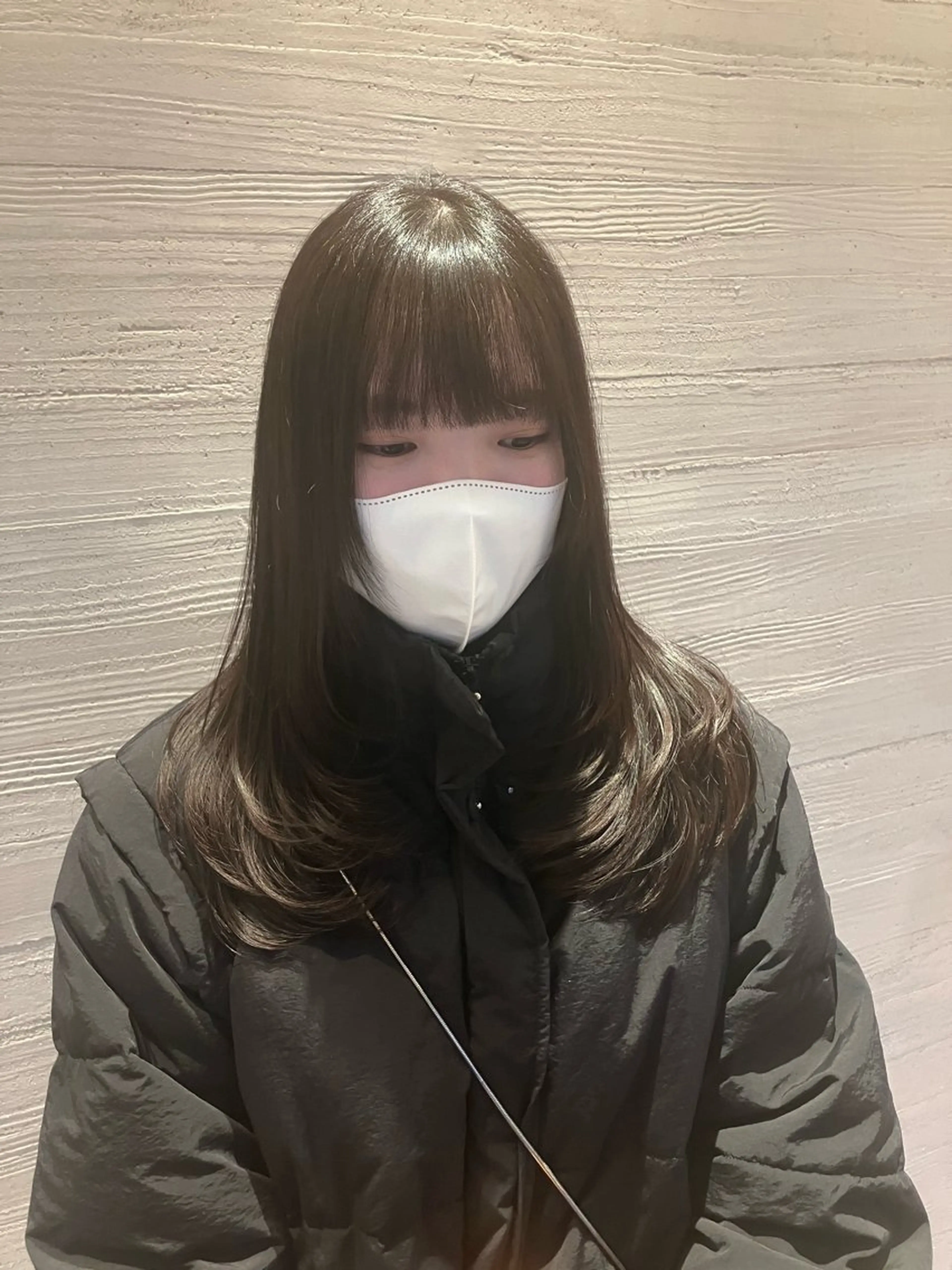 ロング レイヤーカット サキ🤍ハイトーン 🩰くびれ巻きヘアのヘアスタイル