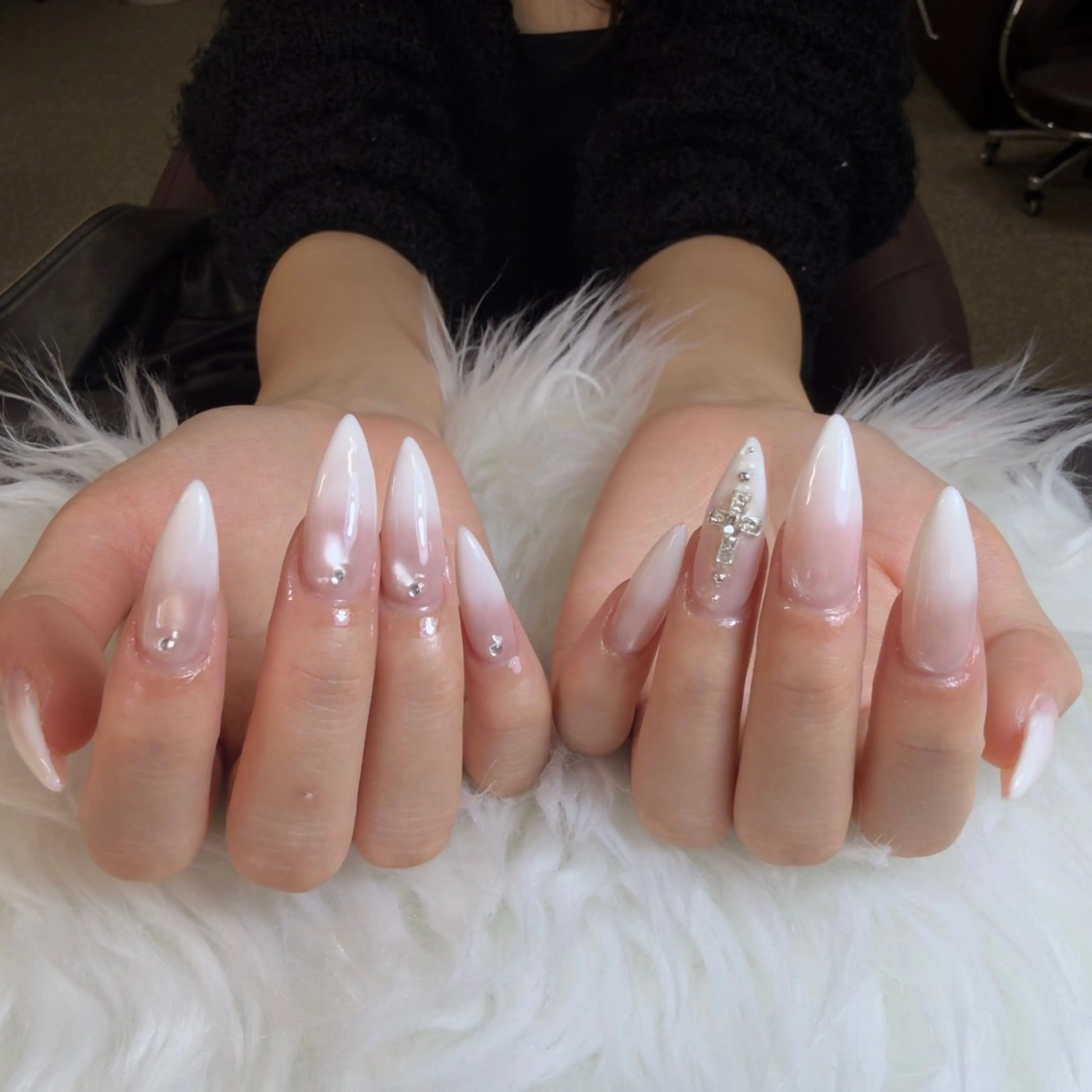 ネイル チークネイル フットネイル フレンチネイル グラデーション 韓国ネイル Yuki nail staffのネイルデザイン