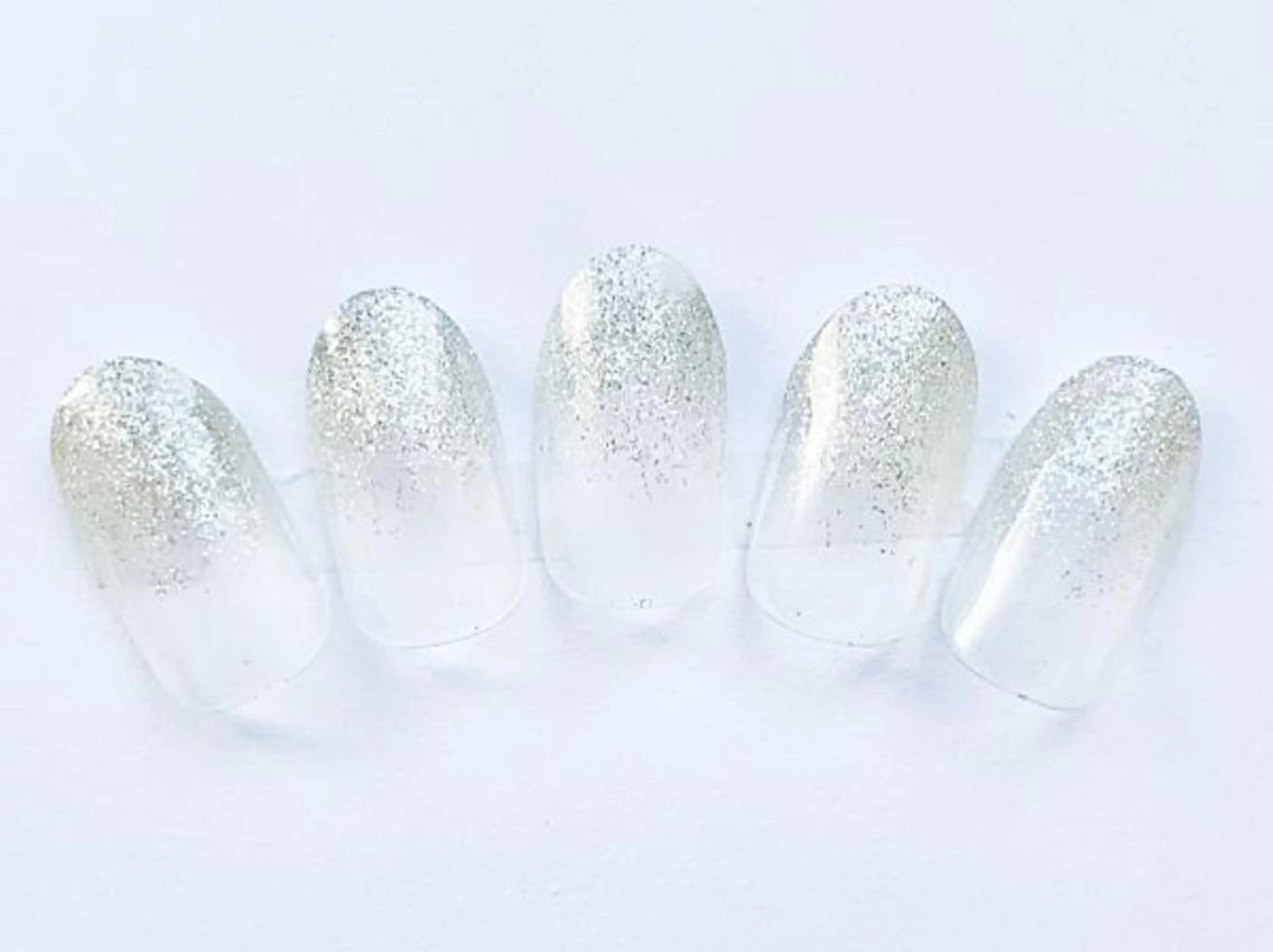 ネイル グラデーション ラメ(グリッター) ラメグラデーション キャンアイドレッシー 八王子店のネイルデザイン