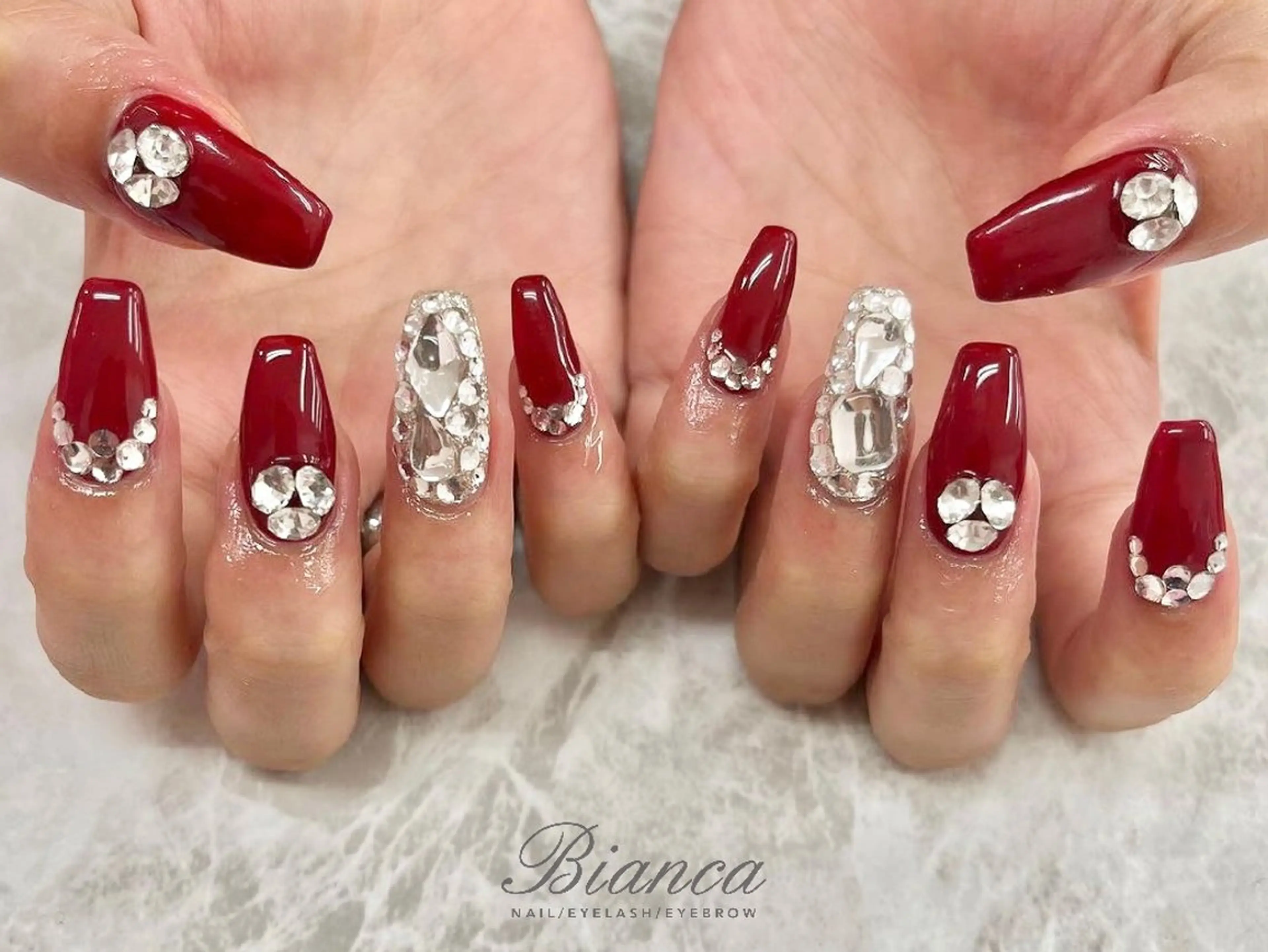 ネイル 赤色 ハンドネイル Bianca浦和西口 ⭐mitoのネイルデザイン