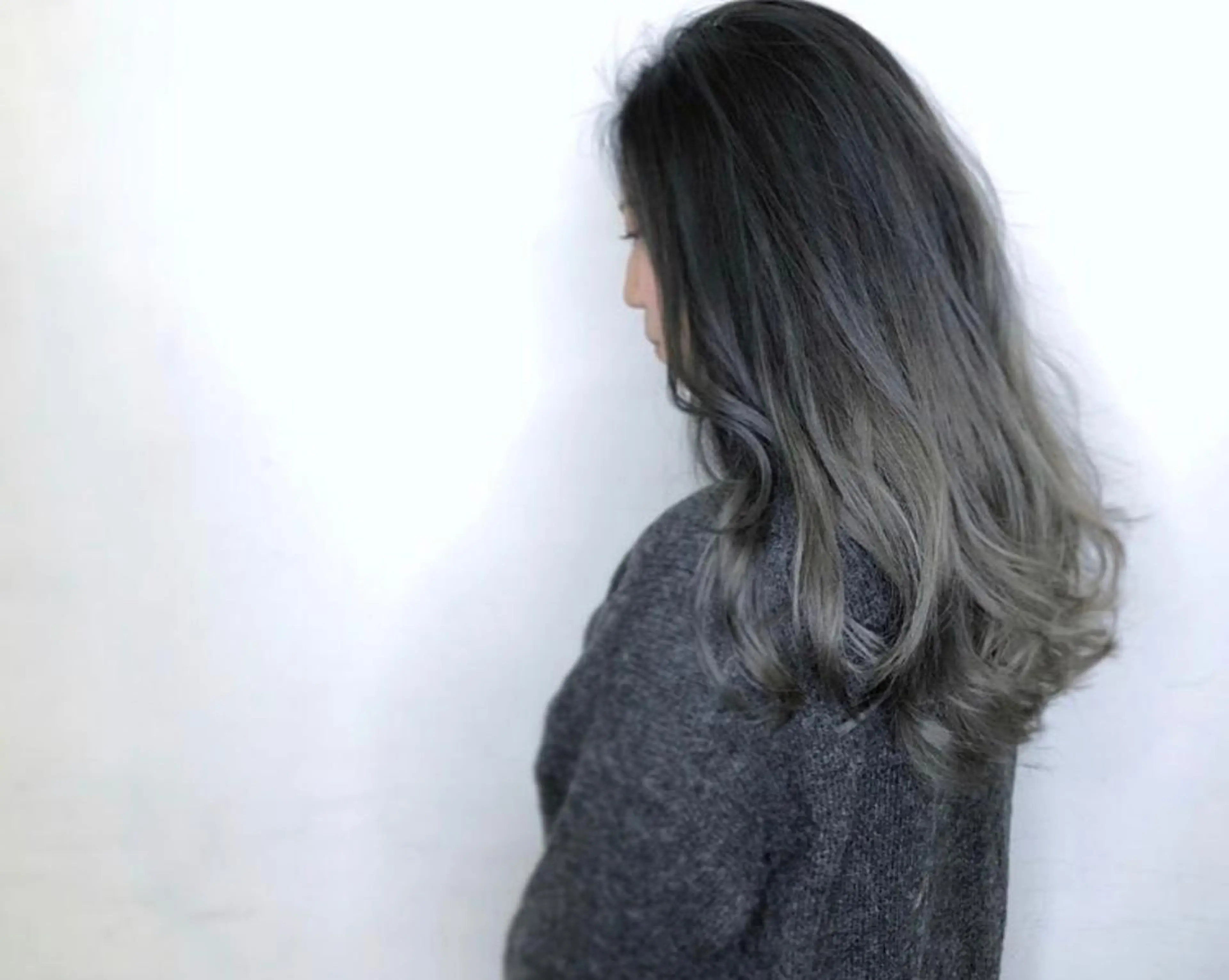 ロング カラー 宮永 智香のヘアスタイル