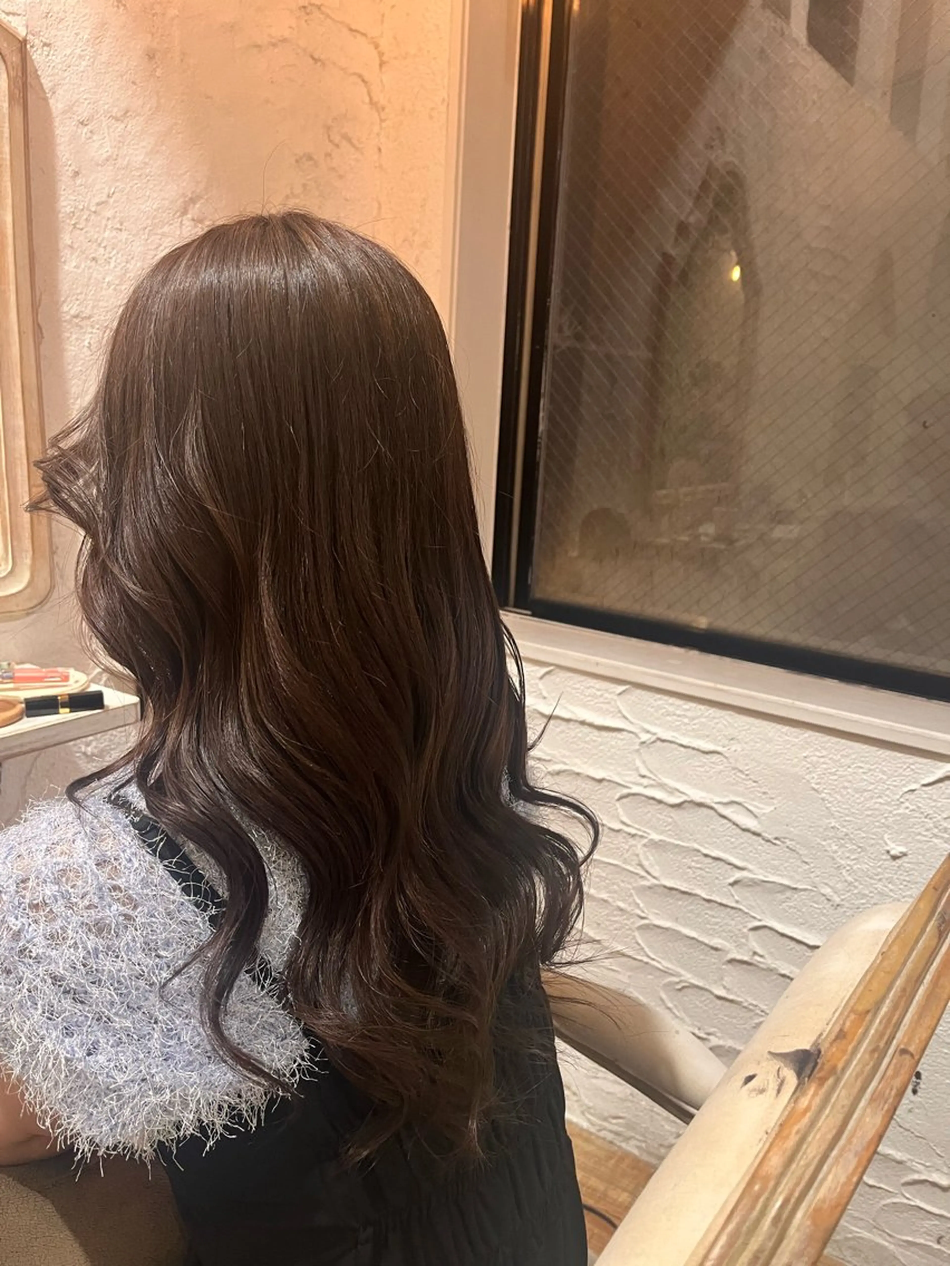 カラー 佐竹 渚のヘアスタイル