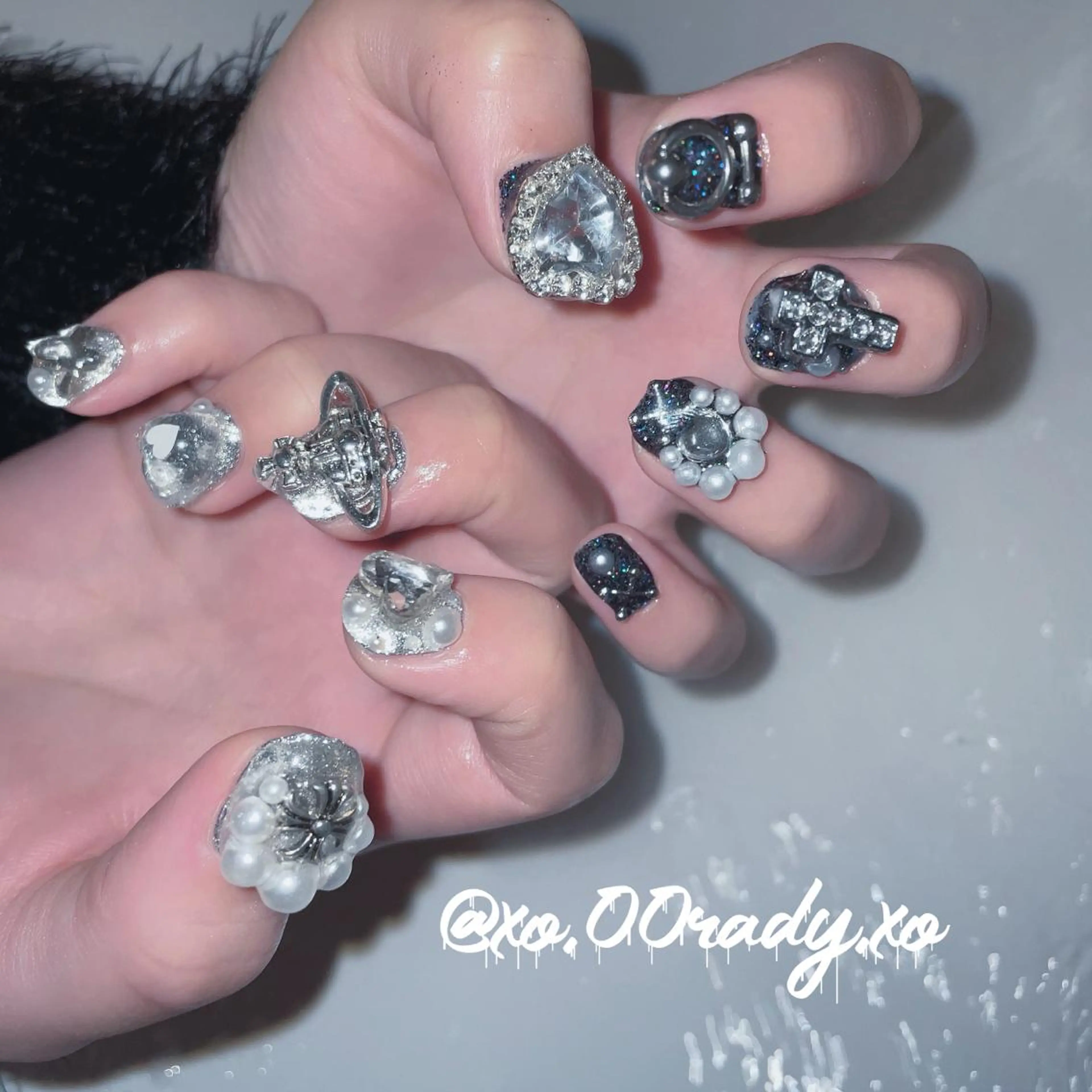 ショート カラー ヘアアレンジ メンズ キッズ ネイル マツエク・マツパ ハンドネイル ⛓Miyu ⛓のネイルデザイン