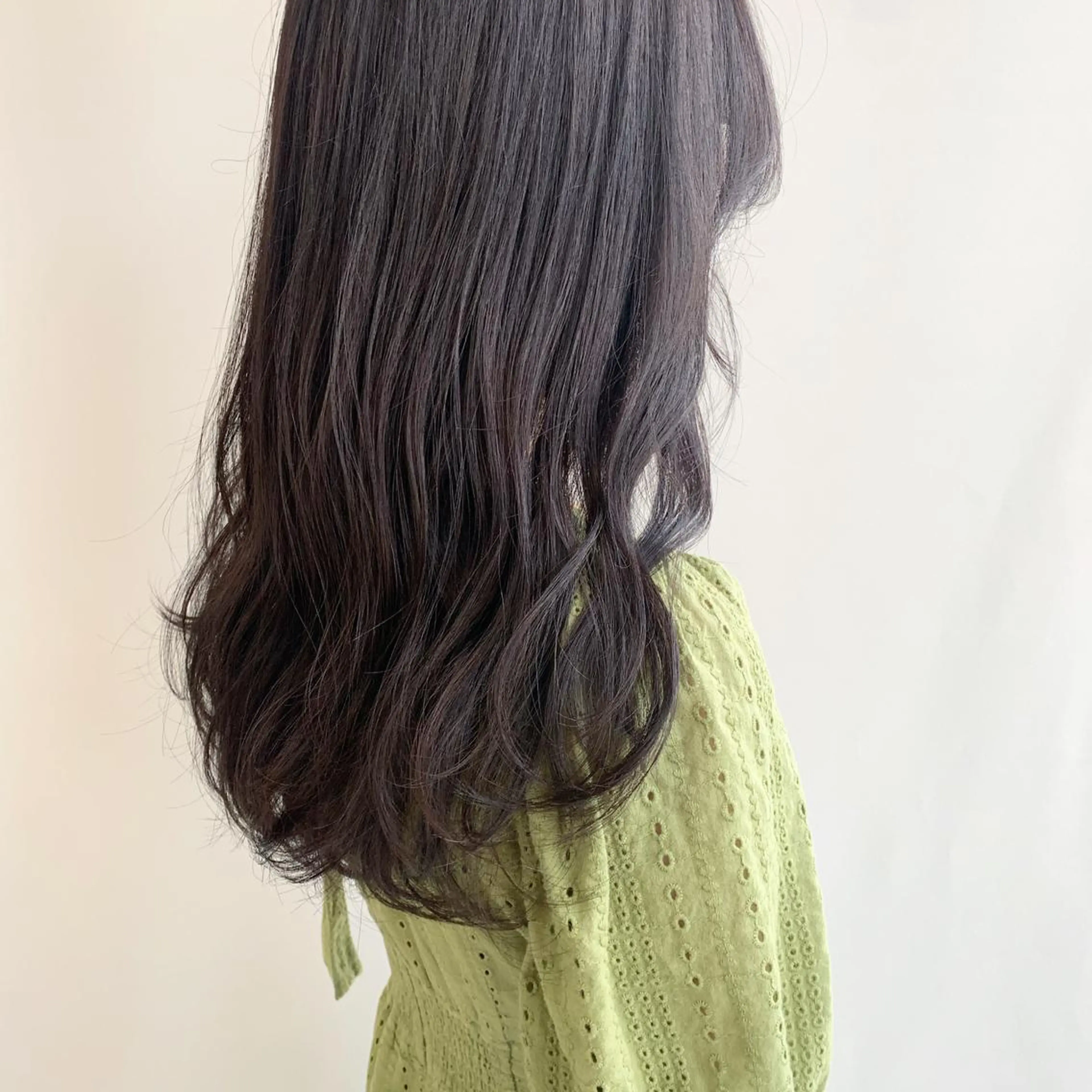 カラー 山口 莉奈のヘアスタイル