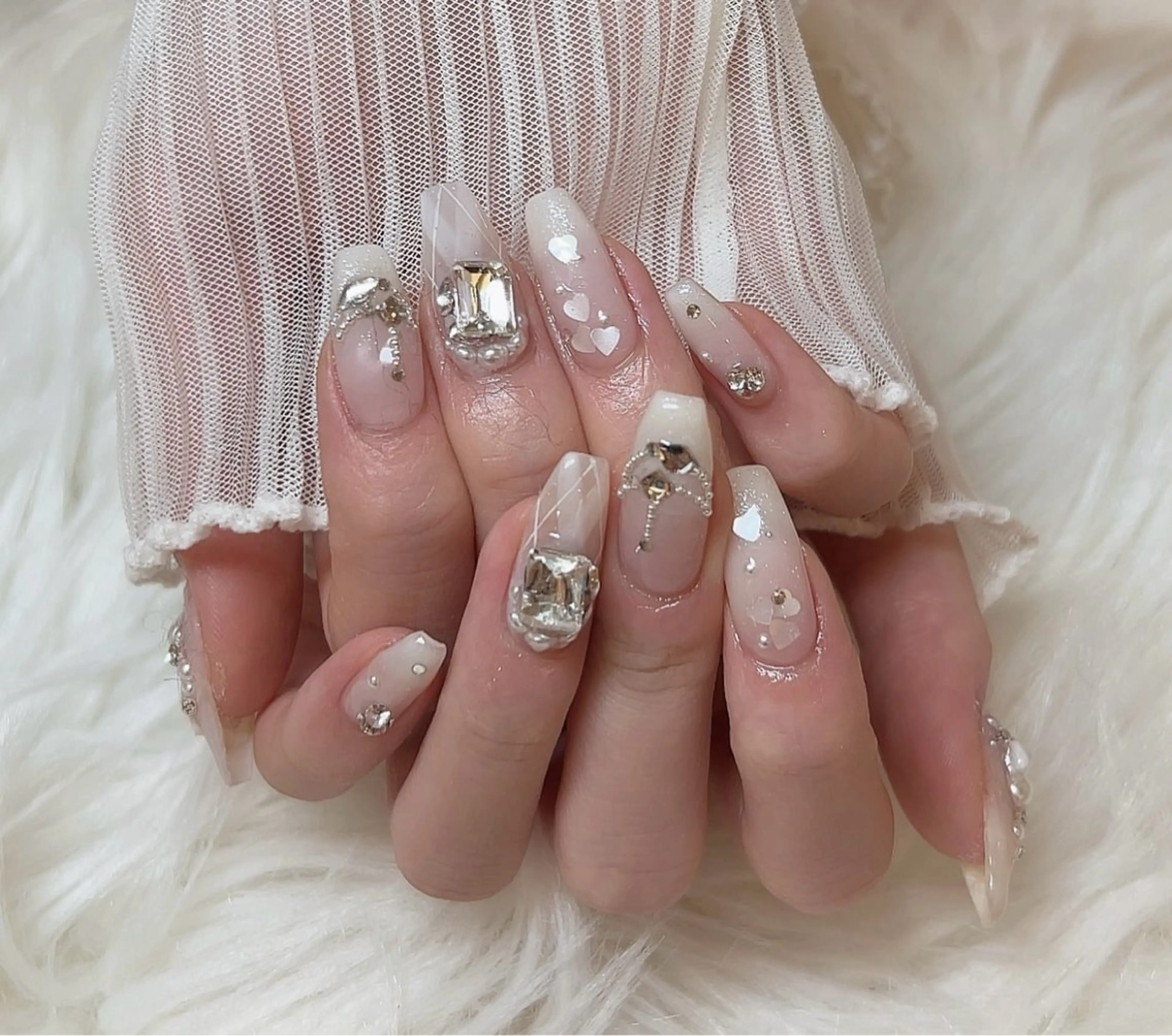 ネイル アートネイル フラワーネイル フレンチネイル ジェルネイル グラデーション ハンドネイル Ryu Nail NekoChanのネイルデザイン