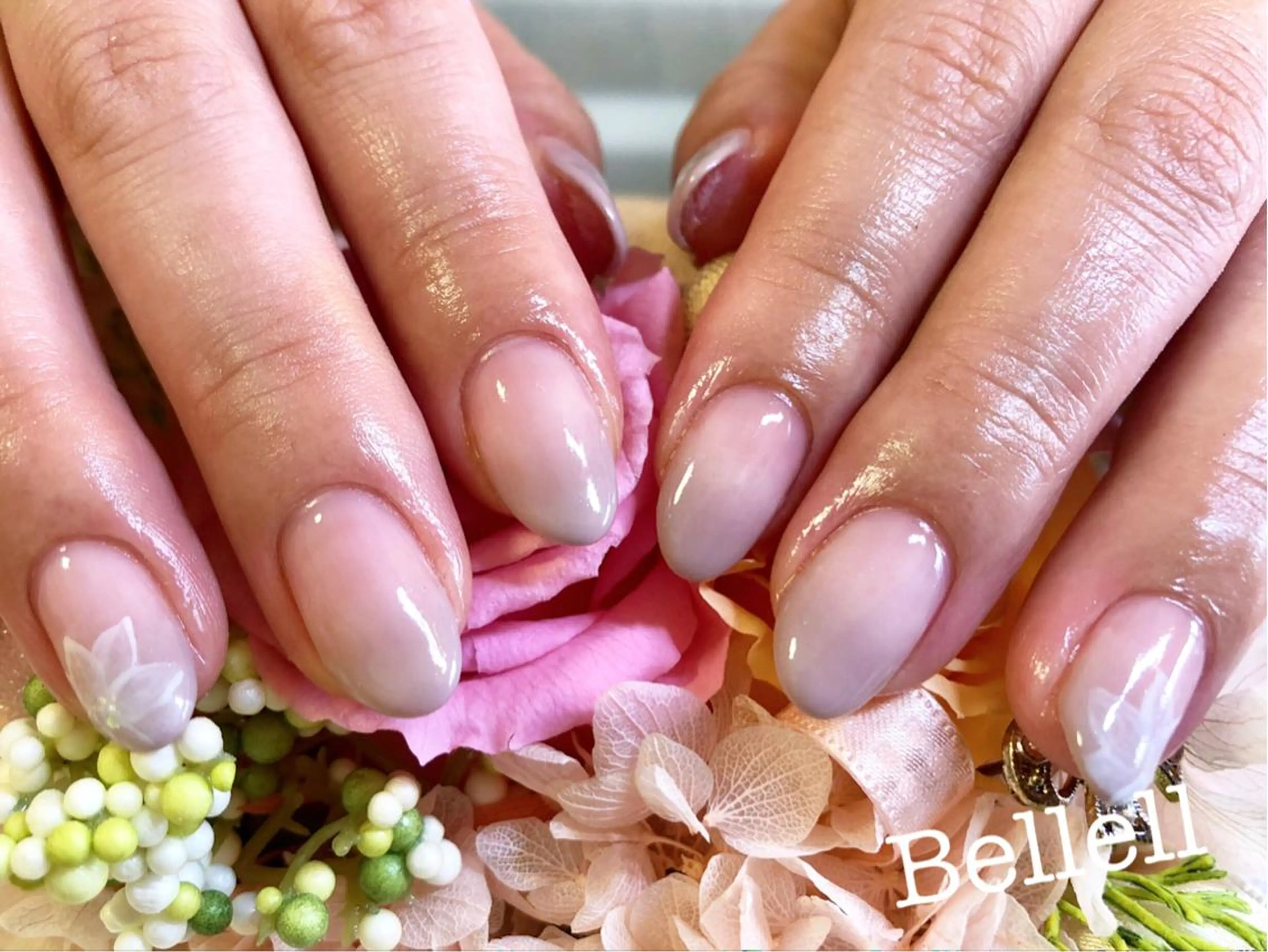 ネイル 青木 綾子のネイルデザイン