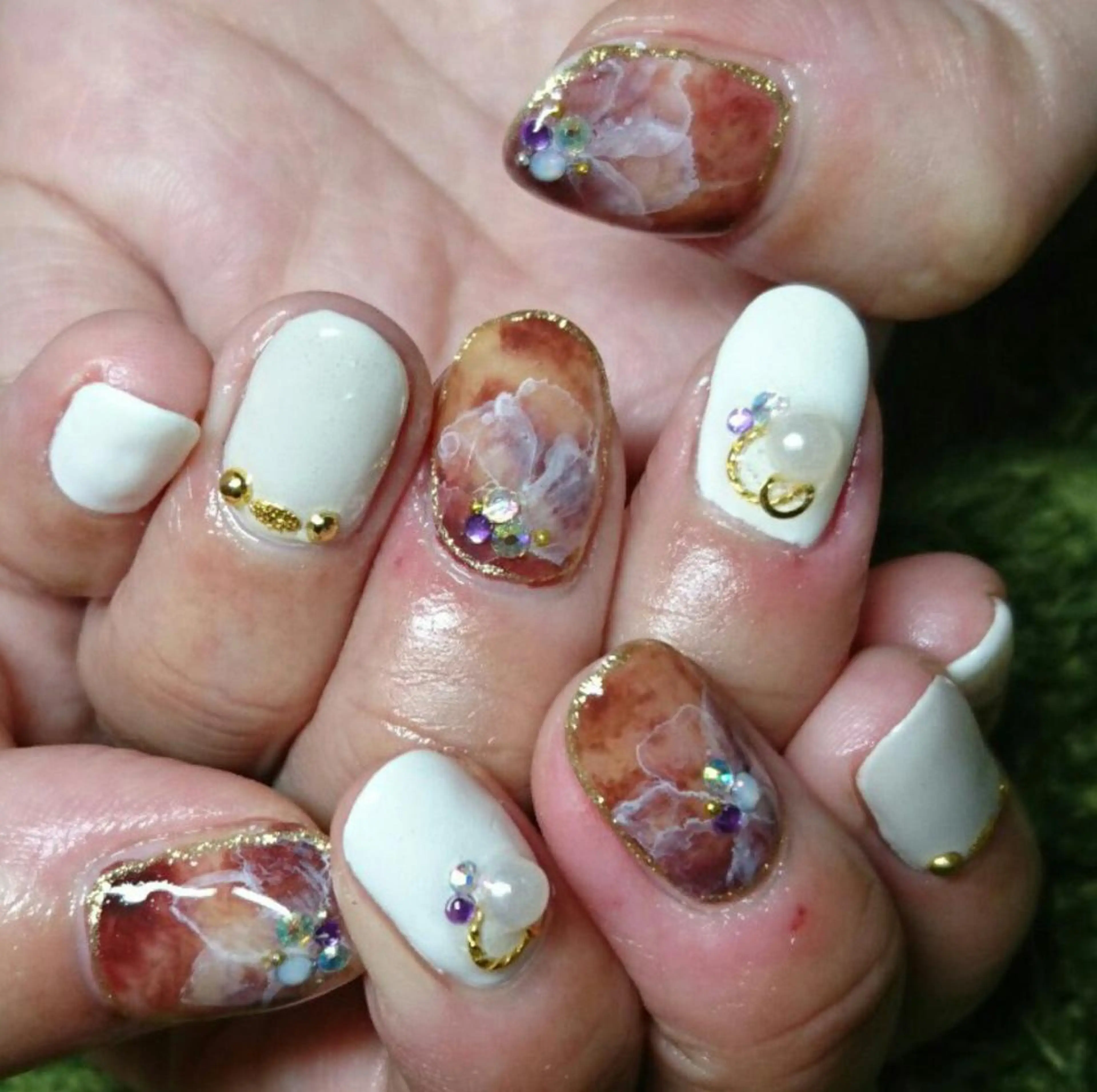 ネイル べっ甲ネイル LAVISH nail salonのネイルデザイン
