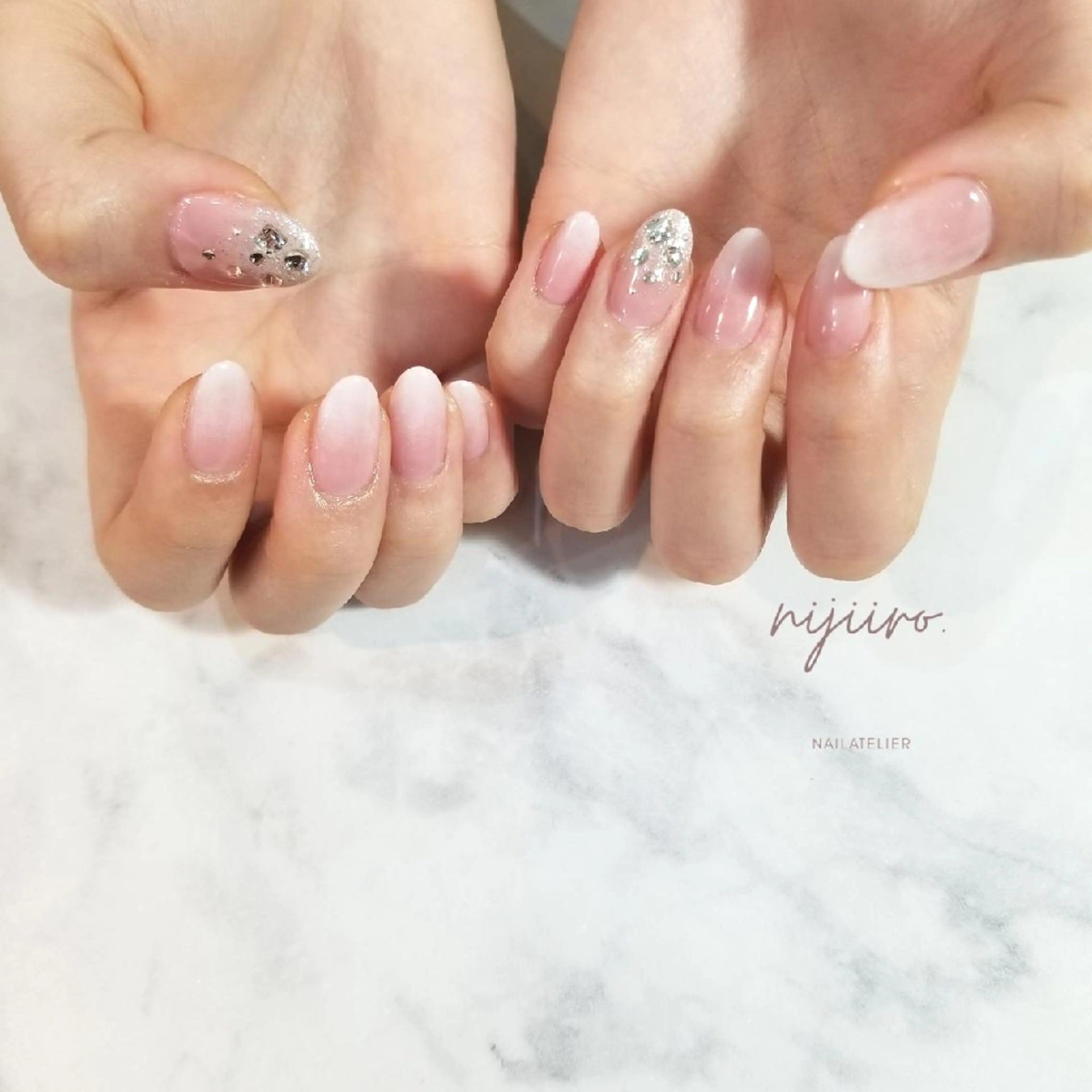 ネイル グラデーション ハンドネイル nijiiro🌈 サトウのネイルデザイン