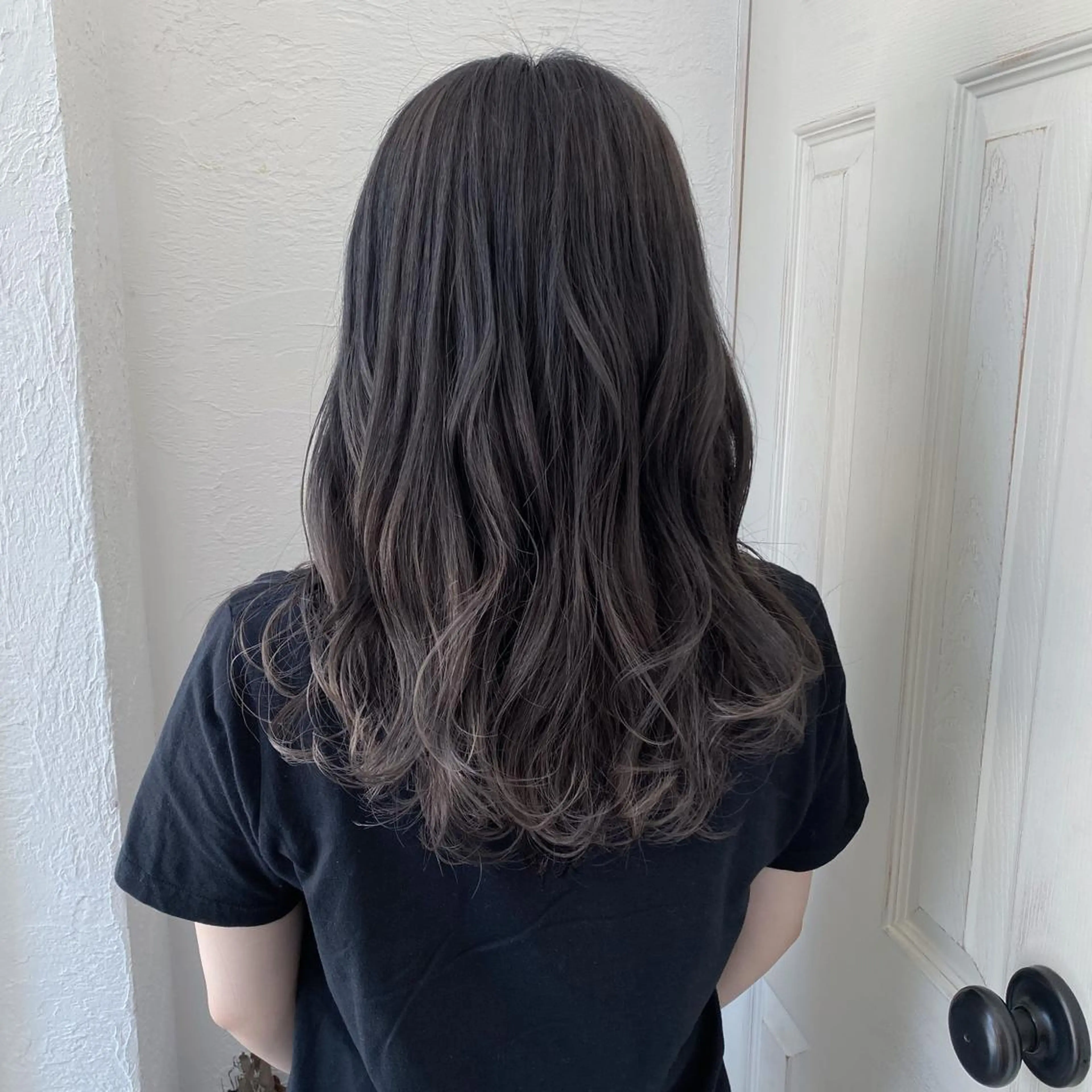 セミロング カラー 🍑もも 🍑のヘアスタイル