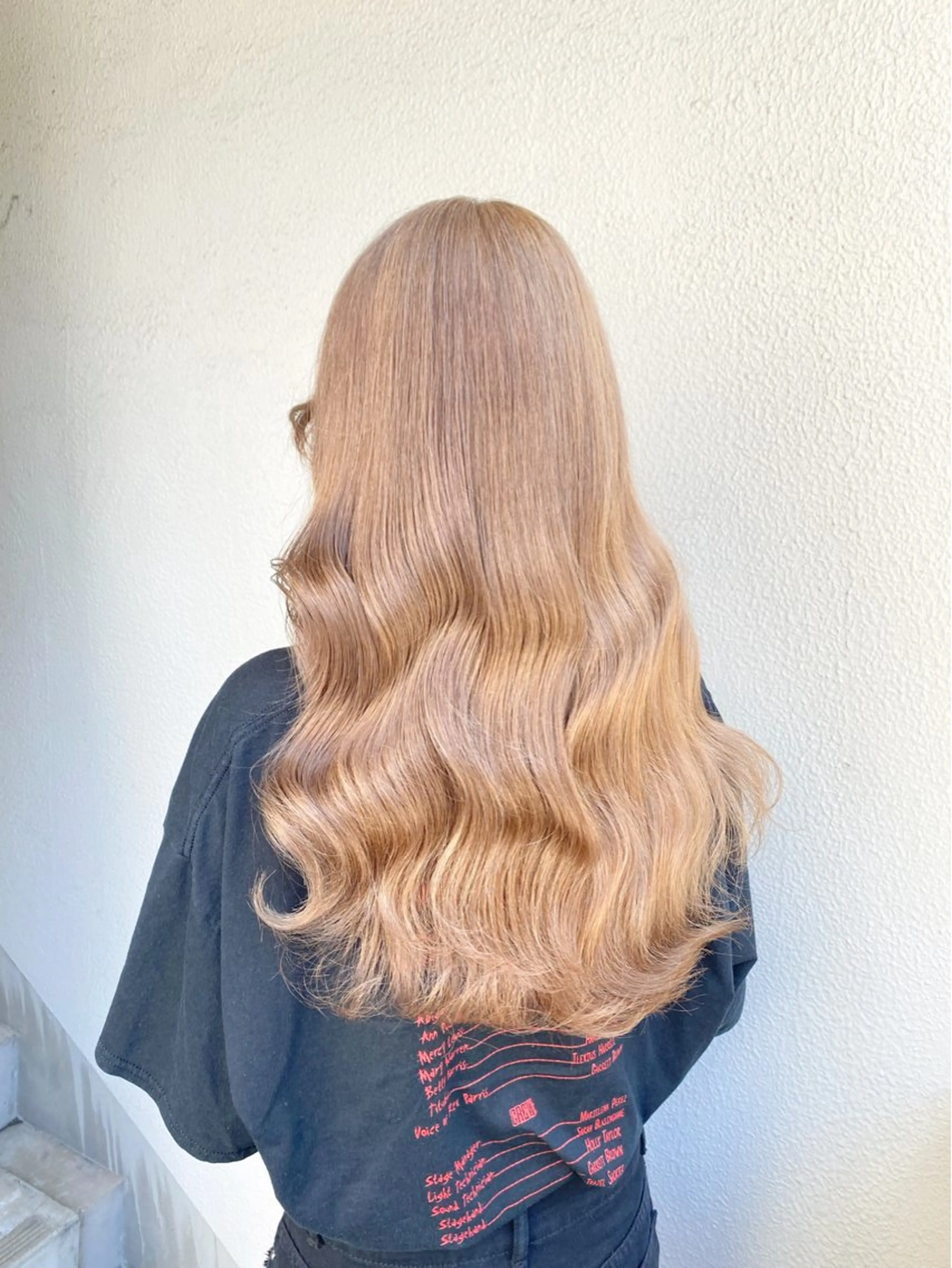 ロング カラー ベージュカラー ブリーチ ケアブリーチ ダブルカラー ミルクティーベージュ 【縮毛矯正ブリーチ】 MANATO🌈のヘアスタイル