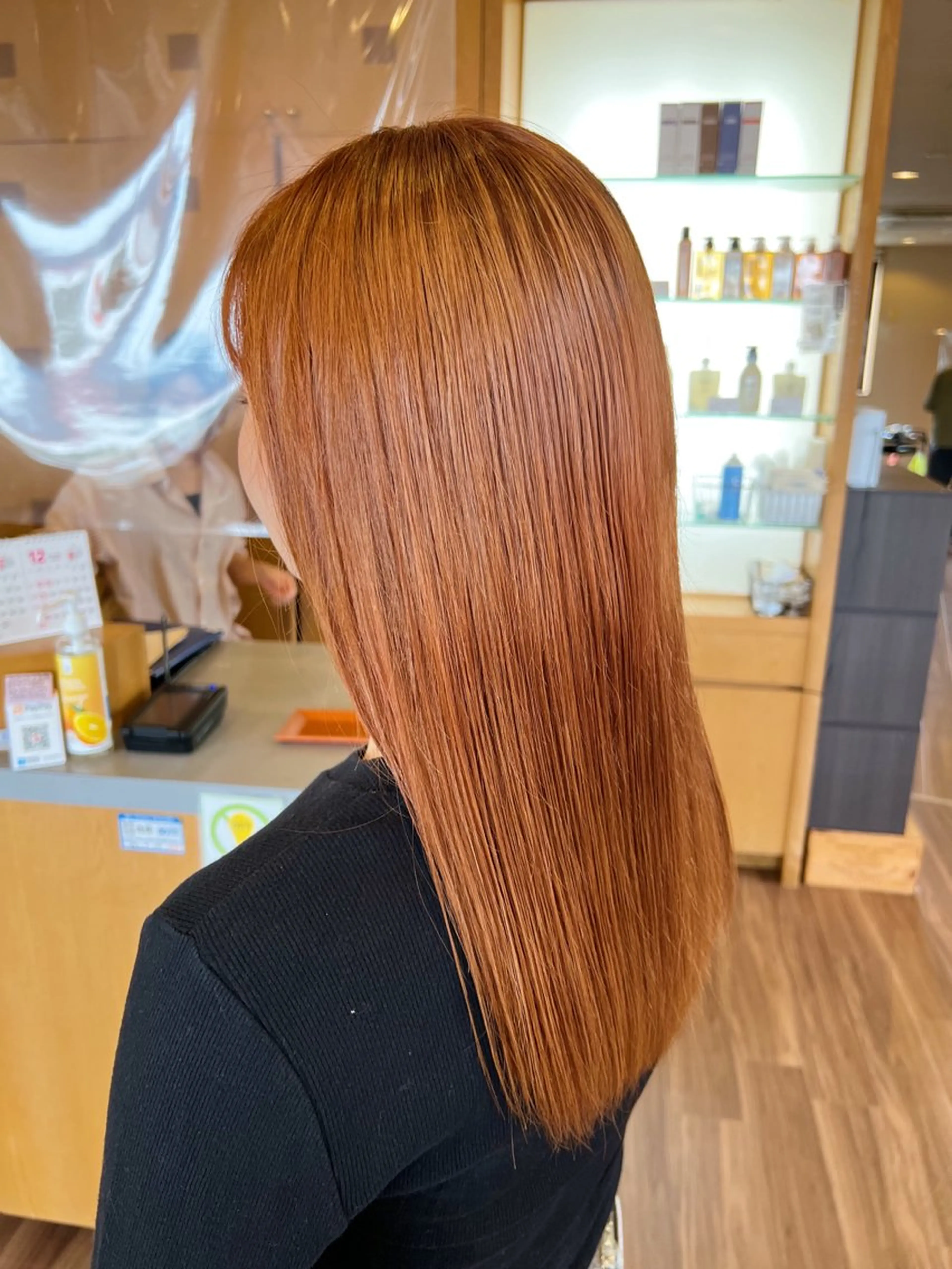 ロング カラー 小島 七海のヘアスタイル