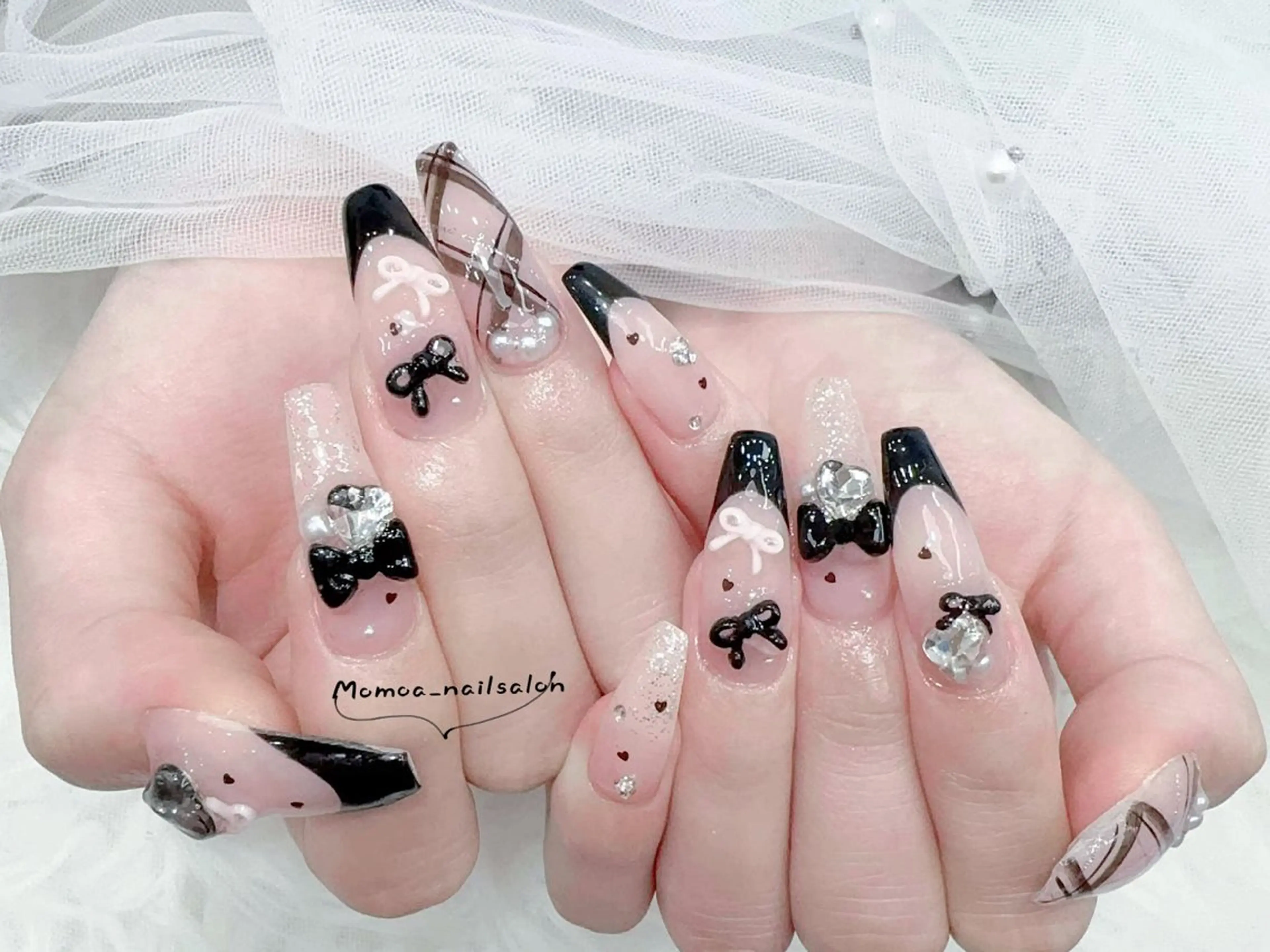ネイル ハロウィン キラキラネイル 韓国ネイル スカルプネイル ハンドネイル MoMoA Nail ネイル長さ出し専門店のネイルデザイン
