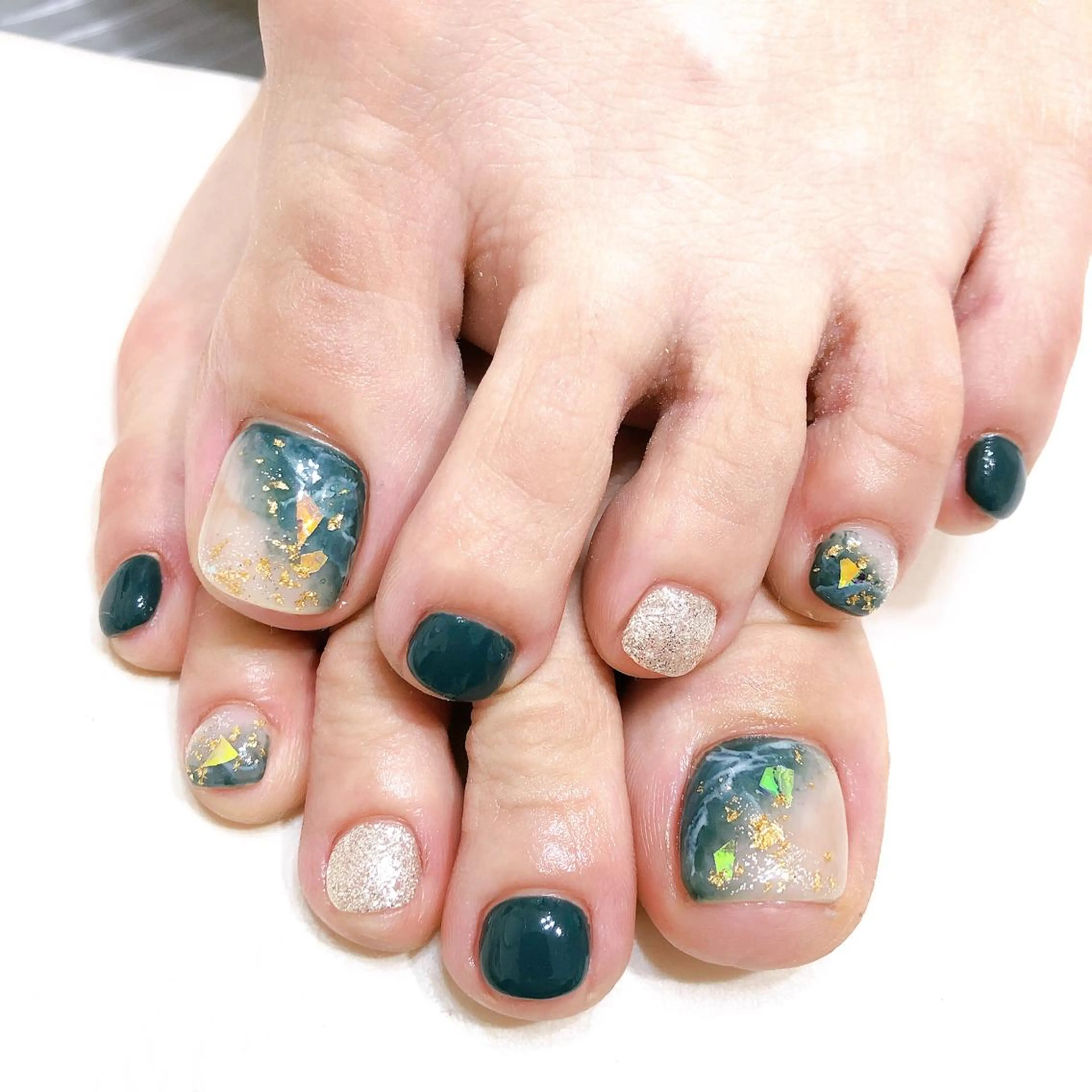 ネイル VIOLUS所属・VIOLUS 関目のネイルデザイン