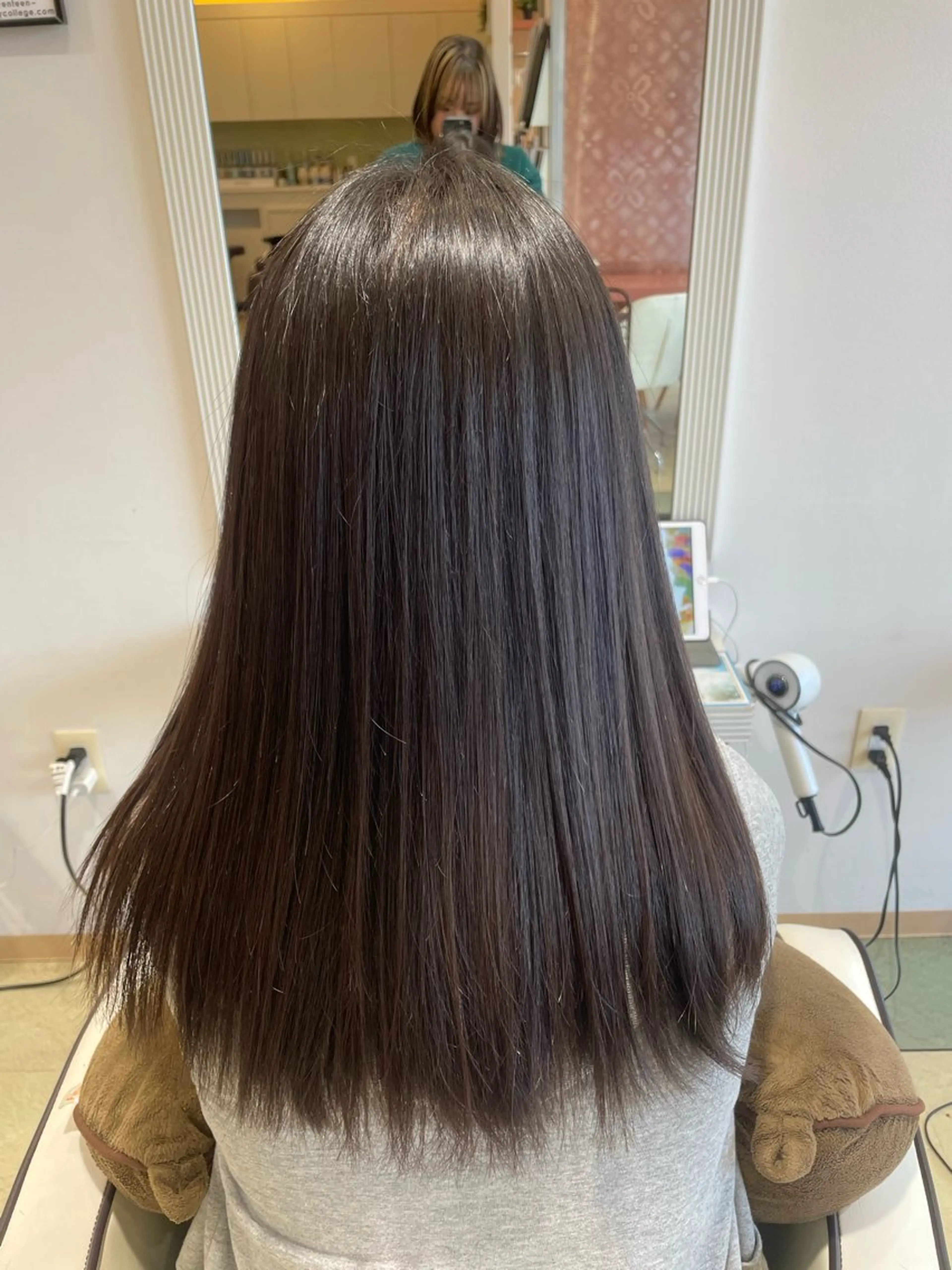 ロング 池田 梨紗のヘアスタイル