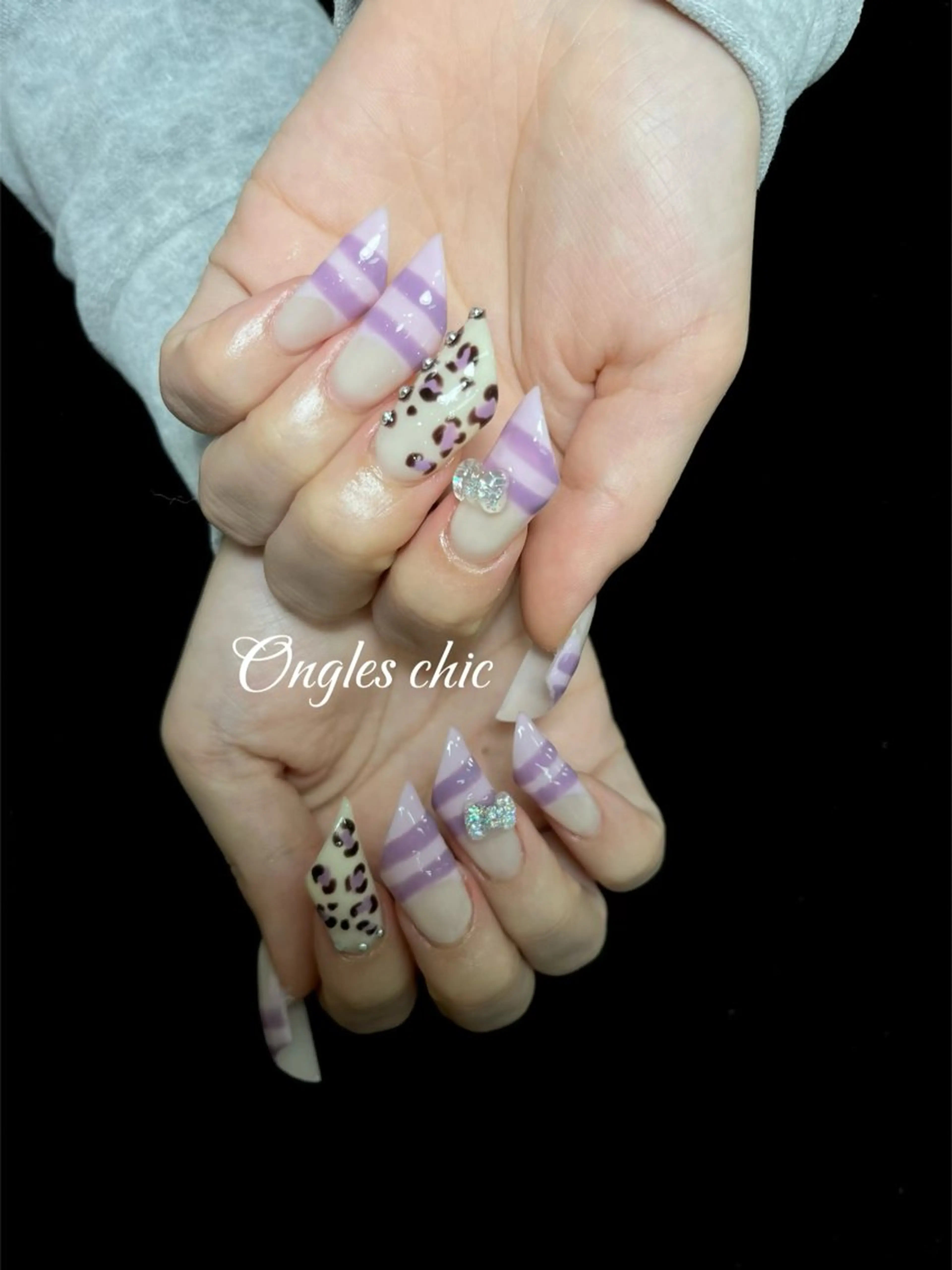 ネイル ハンドネイル ongles chicのネイルデザイン
