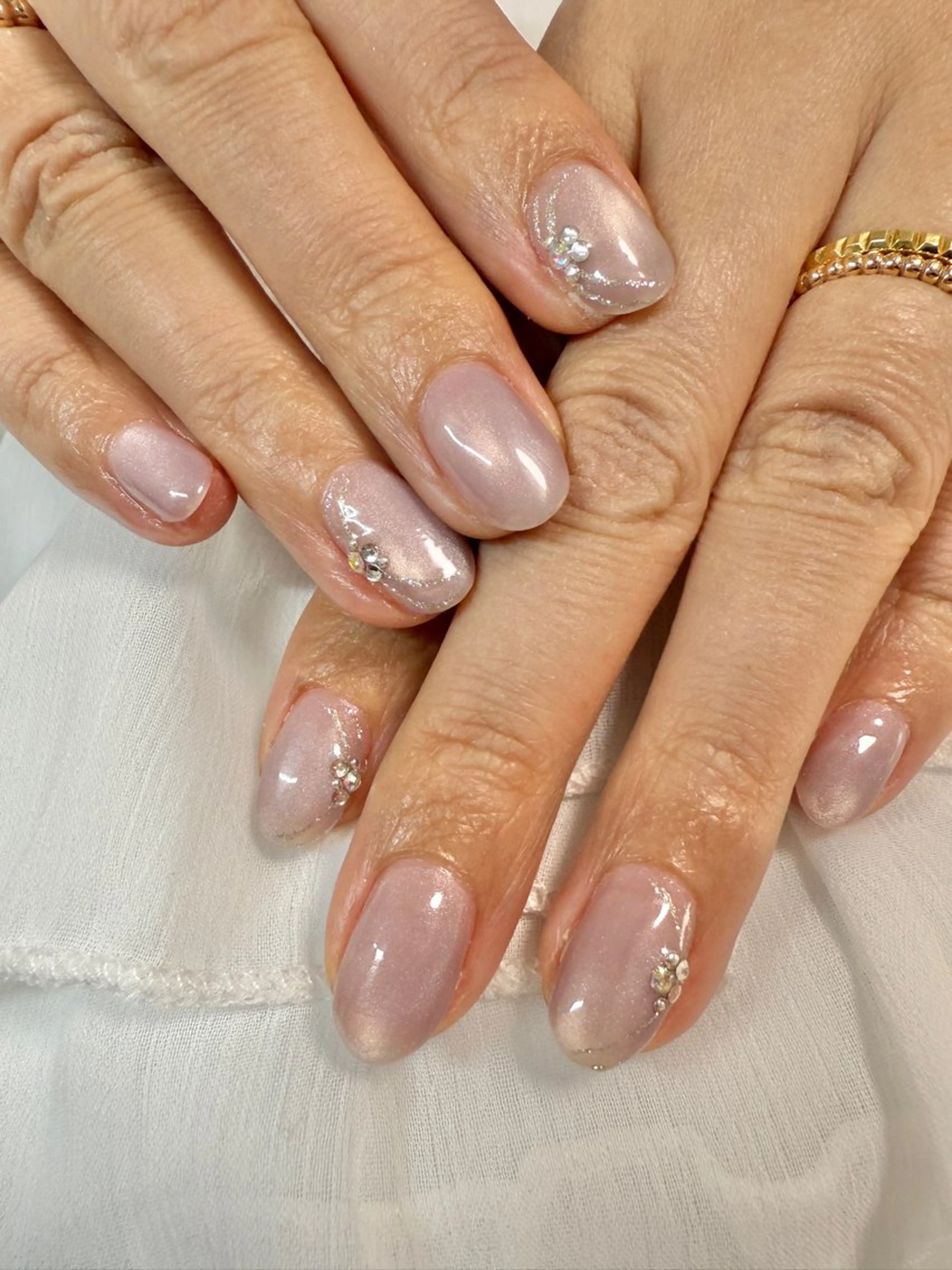 ネイル 黒須莉奈 IRYのネイルデザイン