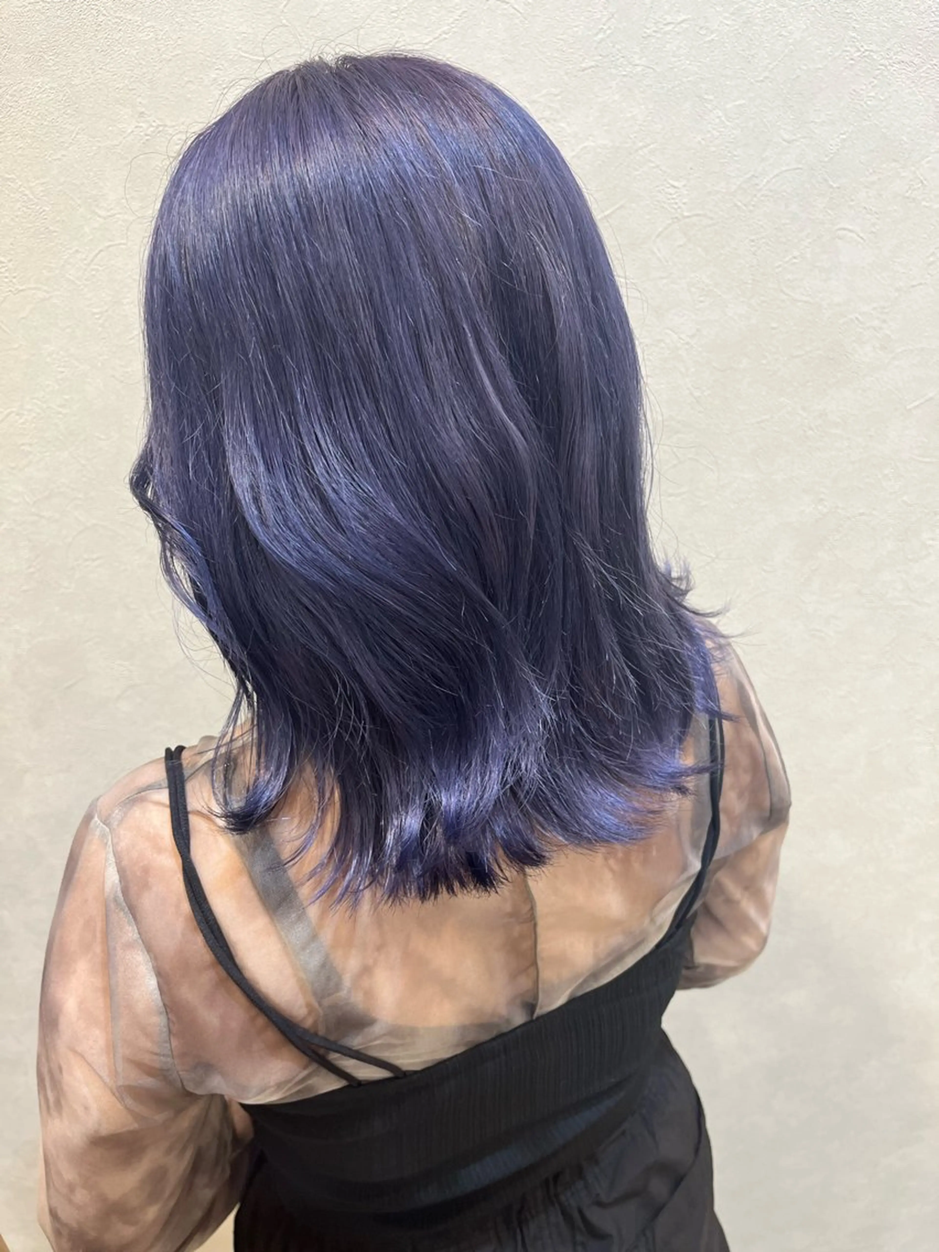 ミディアム 中城 叶子のヘアスタイル