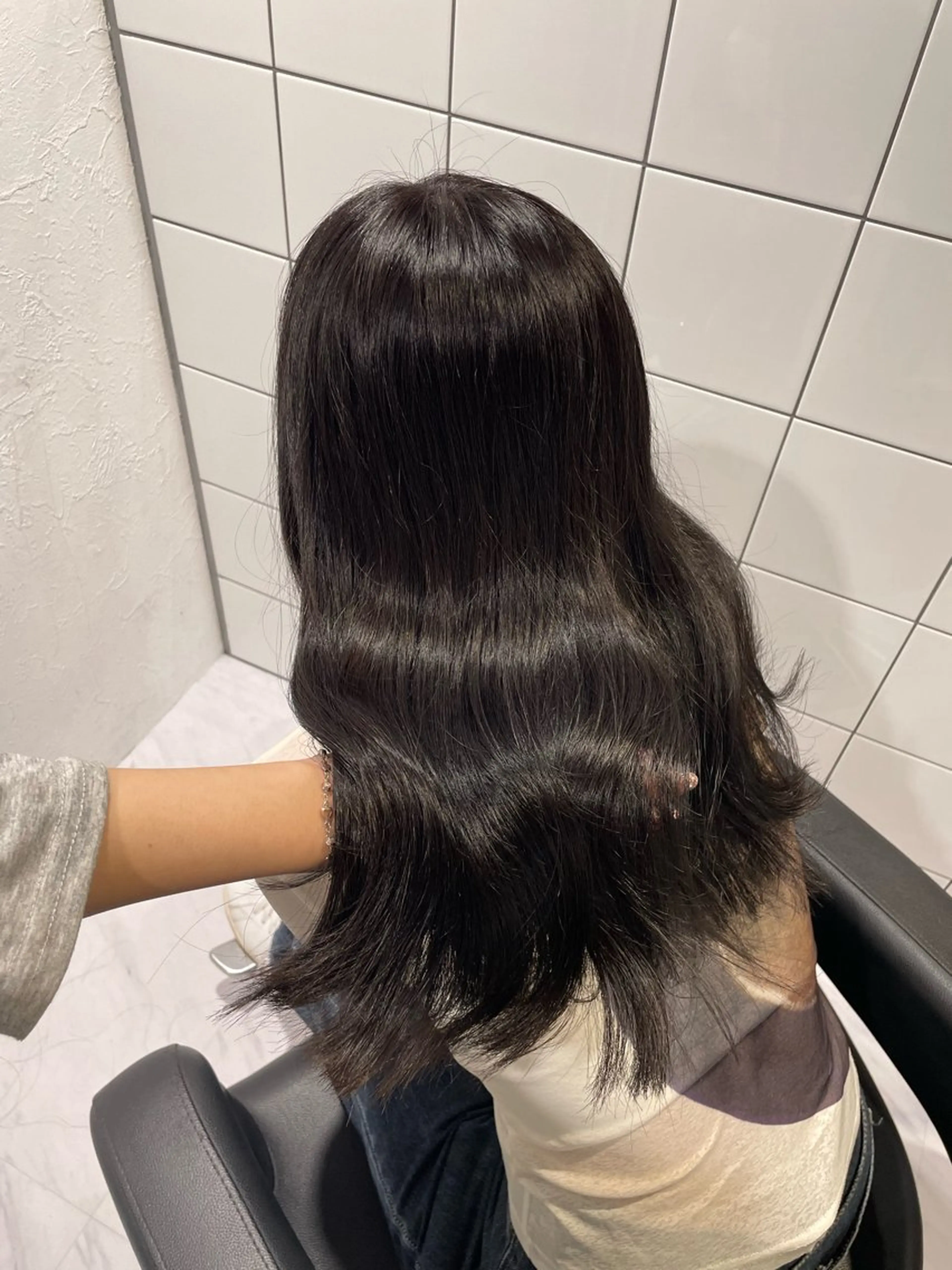 ロング カラー 黒髪 髪質改善 韓国風ヘア トリートメント 表参道♡暗髪♡ 艶カラー♡アユミのヘアスタイル