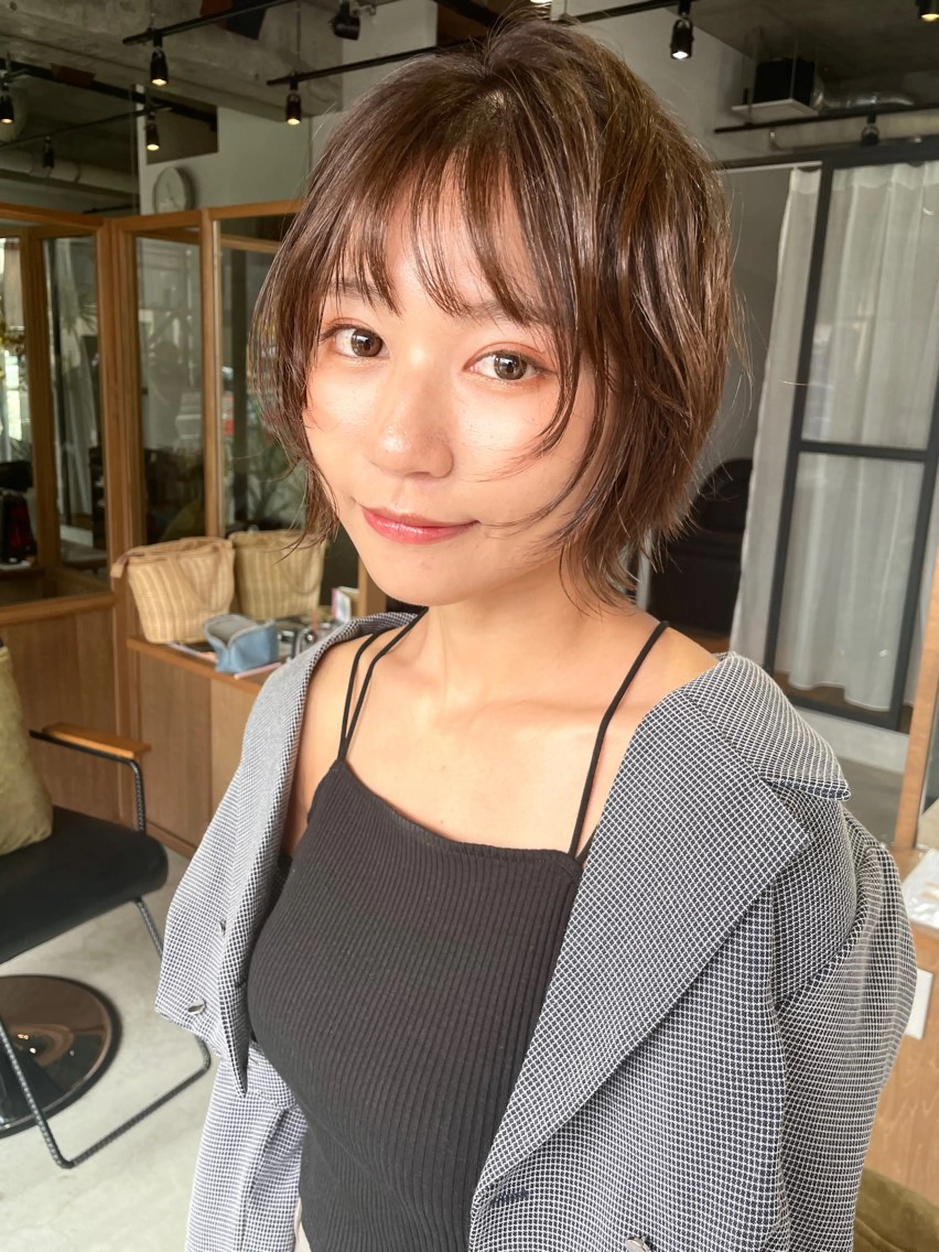 ショート カラー カット ヘアカラー トリートメント FERIA池田 田岡啓佑のヘアスタイル