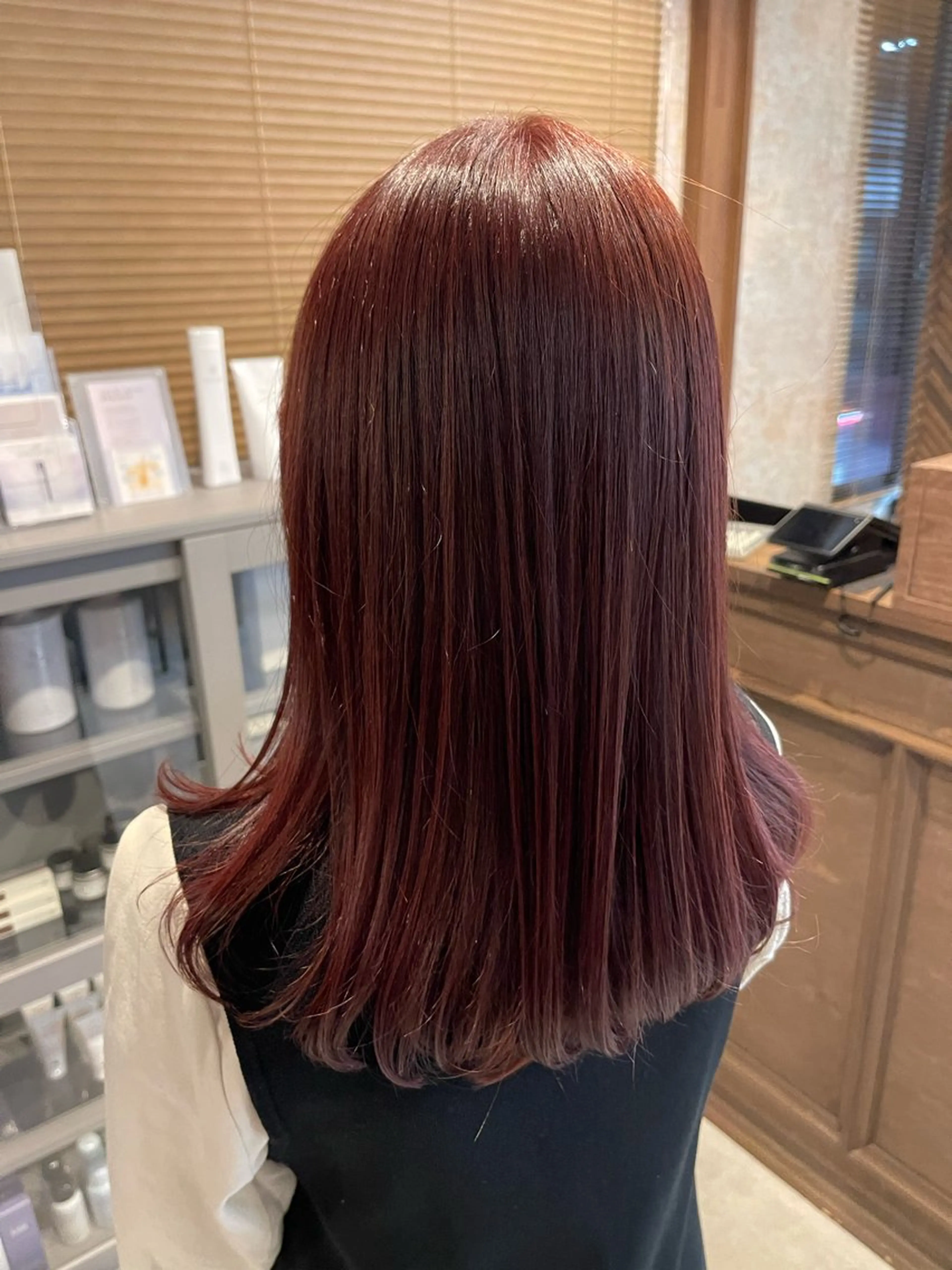 セミロング カット ヘアカラー トリートメント tocca河原町〰️ 藤川日向のヘアスタイル